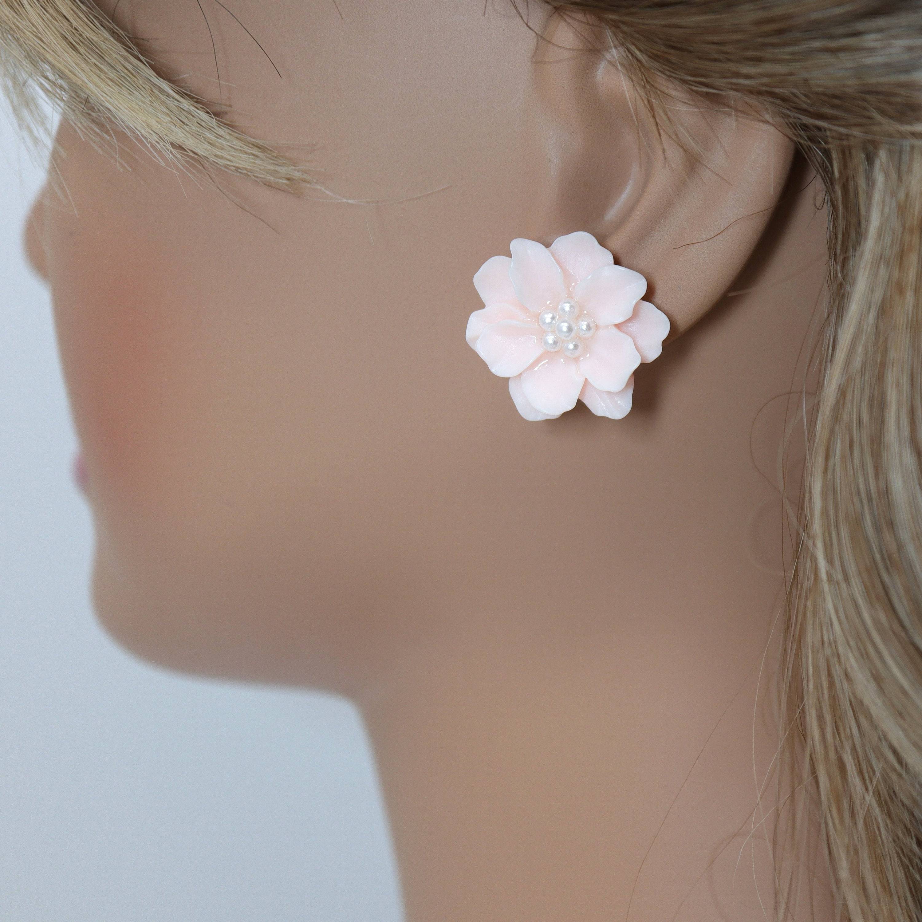 Elegant Pink Flower Pearl Earrings for Women - Bridal Jewelry, Wedding Stud Earrings, Statement Earrings for Bride & Bridesmaids - Perfect for Weddings, Parties & Special Occasions