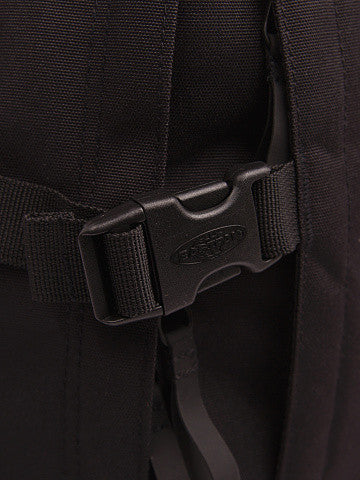 EASTPAK Haster Backpack - Durable Laptop Backpack for School, Work & Travel - Water-Resistant, Spacious & Stylish Daypack for Men & Women - Perfect for Commuting, College & Outdoor Adventures