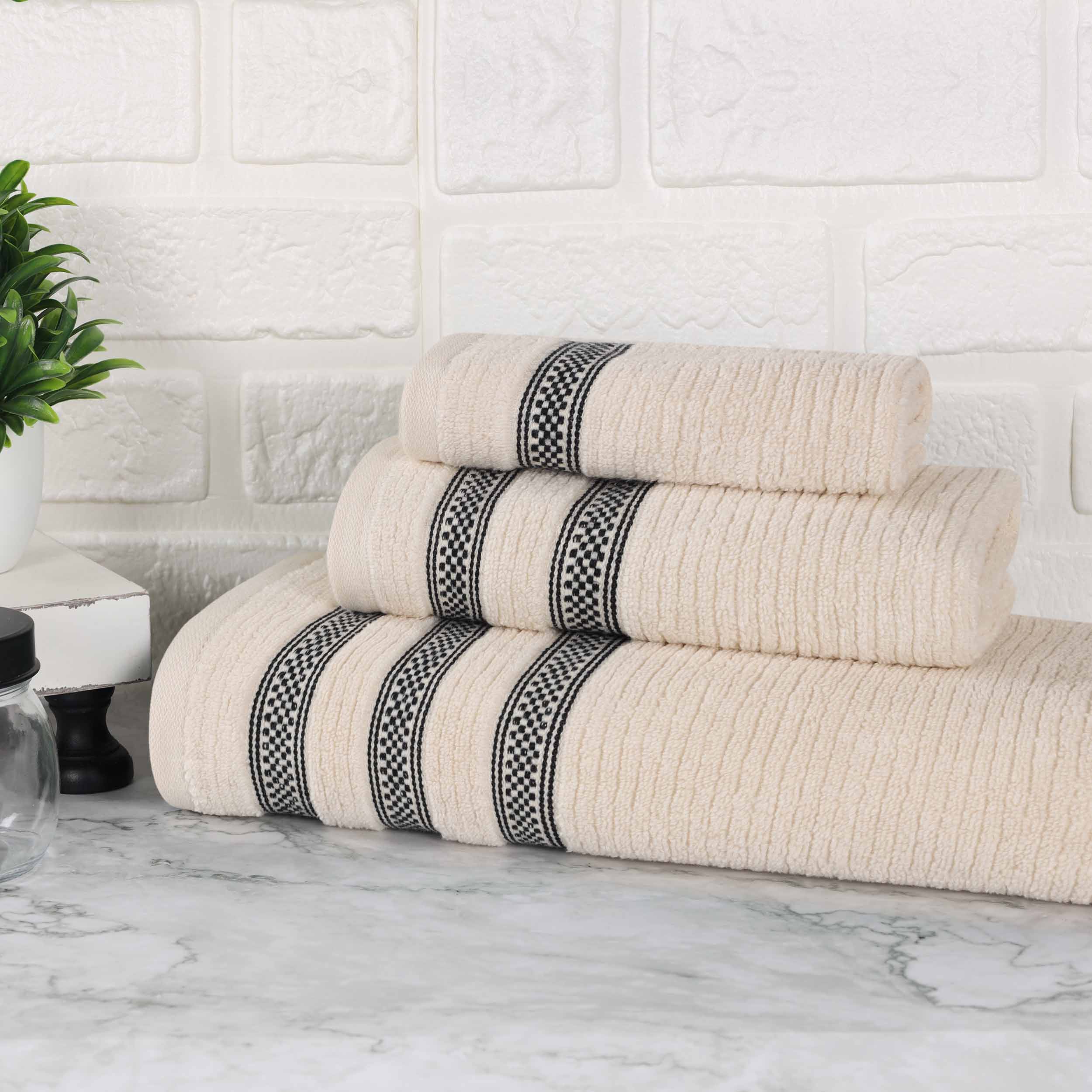 Premium Zero Twist Cotton Ribbed Geometric Border Plush 3-Piece Bath Towel Set - Ultra Soft & Absorbent for Spa, Bathroom & Luxury Home Use