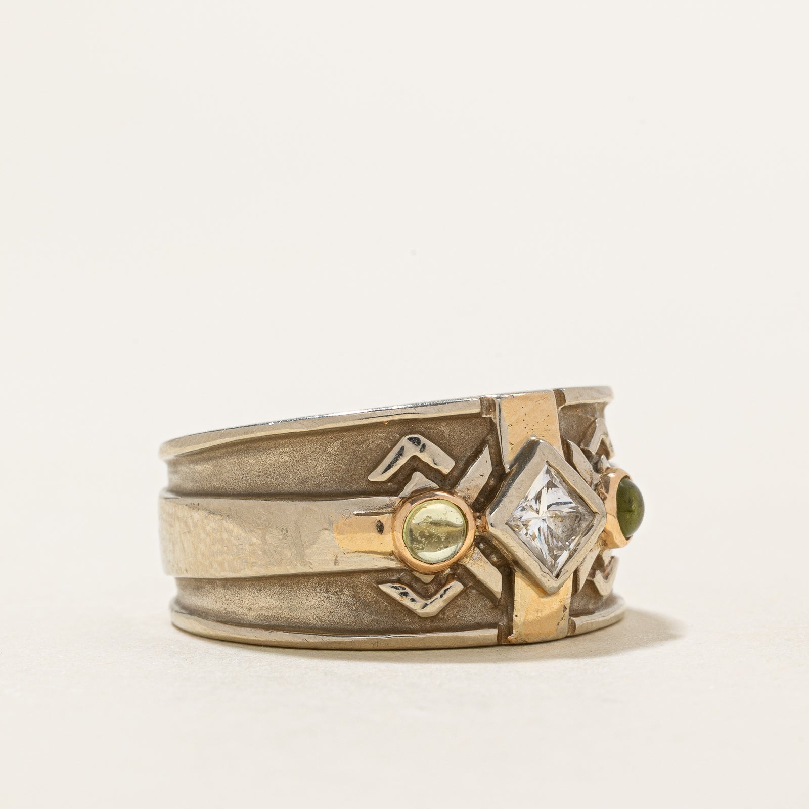 0.37ct Bezel Set Diamond & Peridot Cigar Band Ring - 0.24ctw, Size 8.5 - Elegant Wedding Band, Anniversary Gift & Statement Jewelry for Women