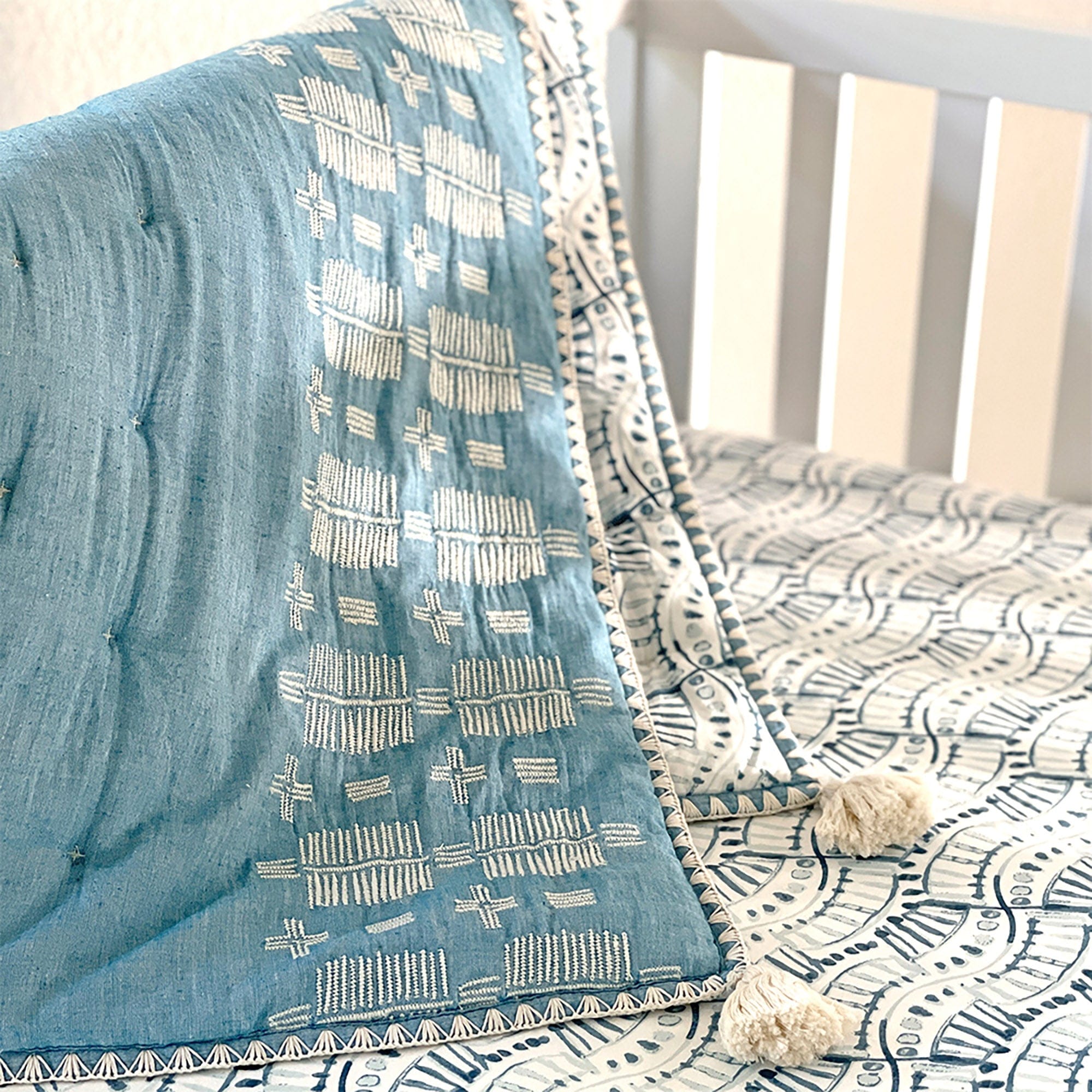 Premium Crane Caspian Quilted Blanket - Soft & Cozy Bed Throw for All Seasons | Perfect for Sofa, Bed, Couch & Travel Use