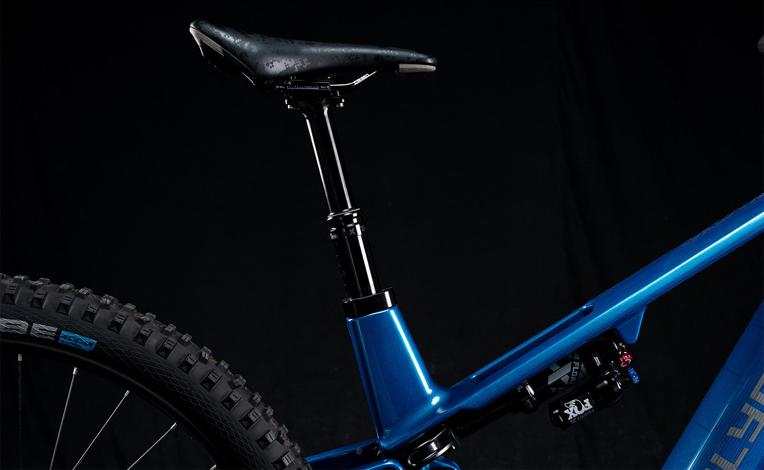 Premium Polygon Collosus TLE 0 Electric Mountain Bike with Bosch Carbon Drive - Best for Off-Road Trails, Mountain Adventures & Commuting