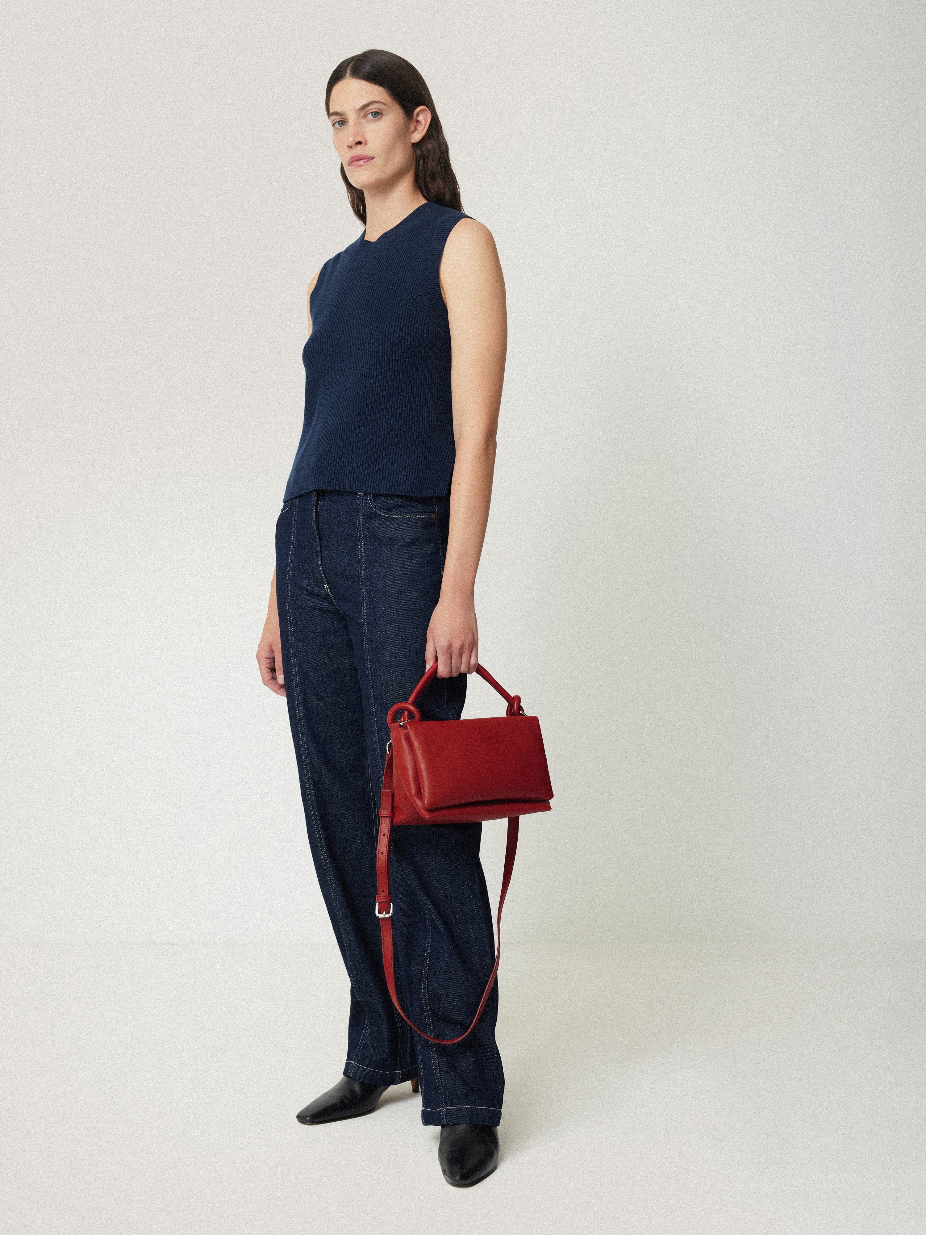 Soft Padded Crossbody Bag for Women - Stylish Red Leather Shoulder Purse - Perfect for Travel, Shopping & Everyday Use