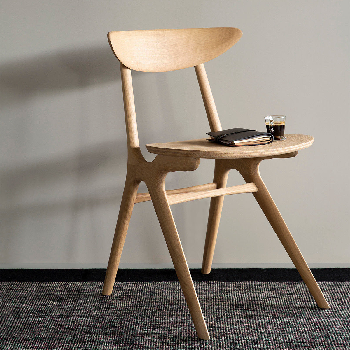 Modern Eye Dining Chair - Mid-Century Style Wooden Accent Chair for Kitchen, Dining Room & Office - Comfortable & Stylish Home Decor