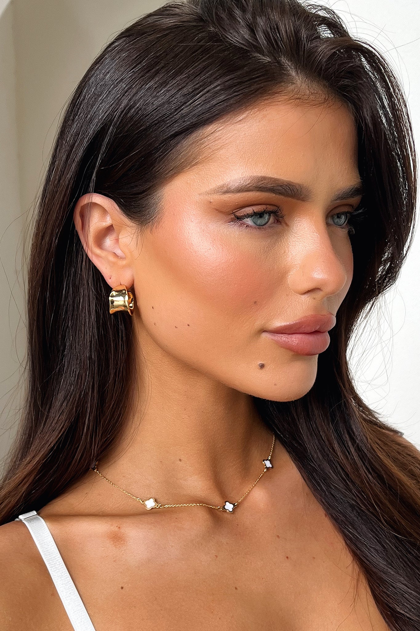 18K Gold Plated Ilaria Hoop Earrings – Elegant & Hypoallergenic Jewelry for Women | Perfect for Parties, Weddings & Everyday Wear