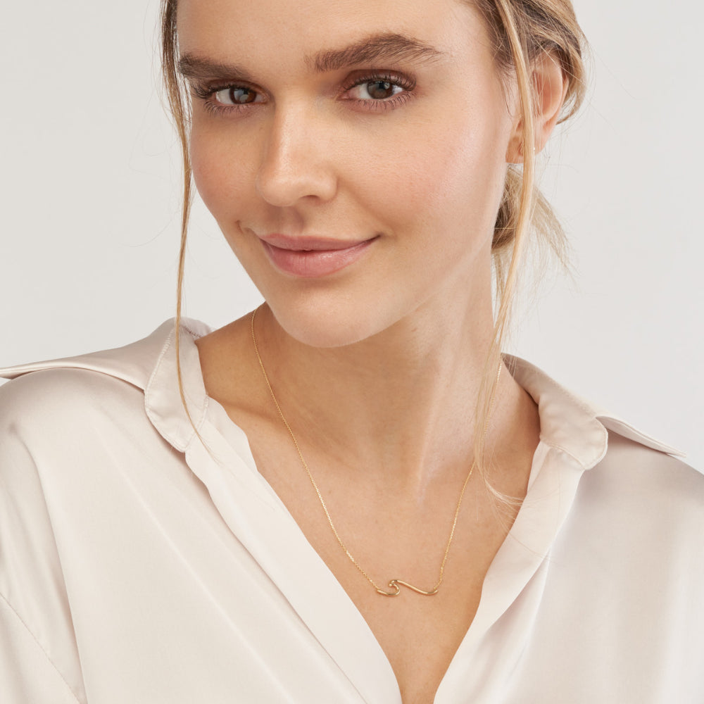14K Gold Wave Pendant Necklace for Women - Dainty Minimalist Layering Jewelry - Perfect for Everyday Wear, Gifts & Special Occasions