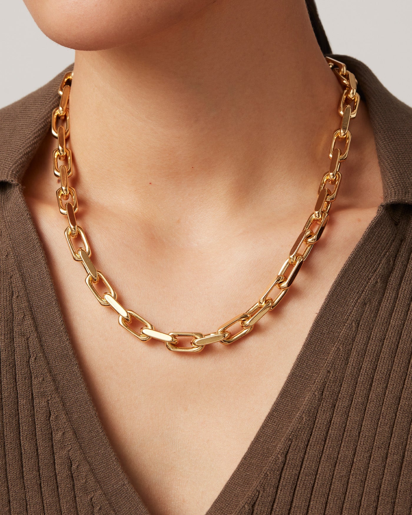 Loire Gold Necklace for Women - Elegant 18K Gold Plated Chain Pendant Jewelry - Perfect for Parties, Weddings & Everyday Wear