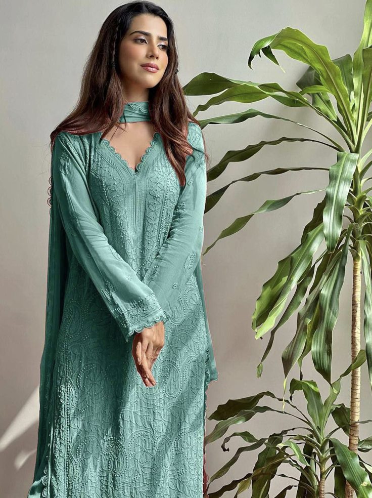 Elegant White Summer Soft Georgette Thread Embroidery Salwar Suit for Women - Perfect for Weddings, Parties & Festive Occasions