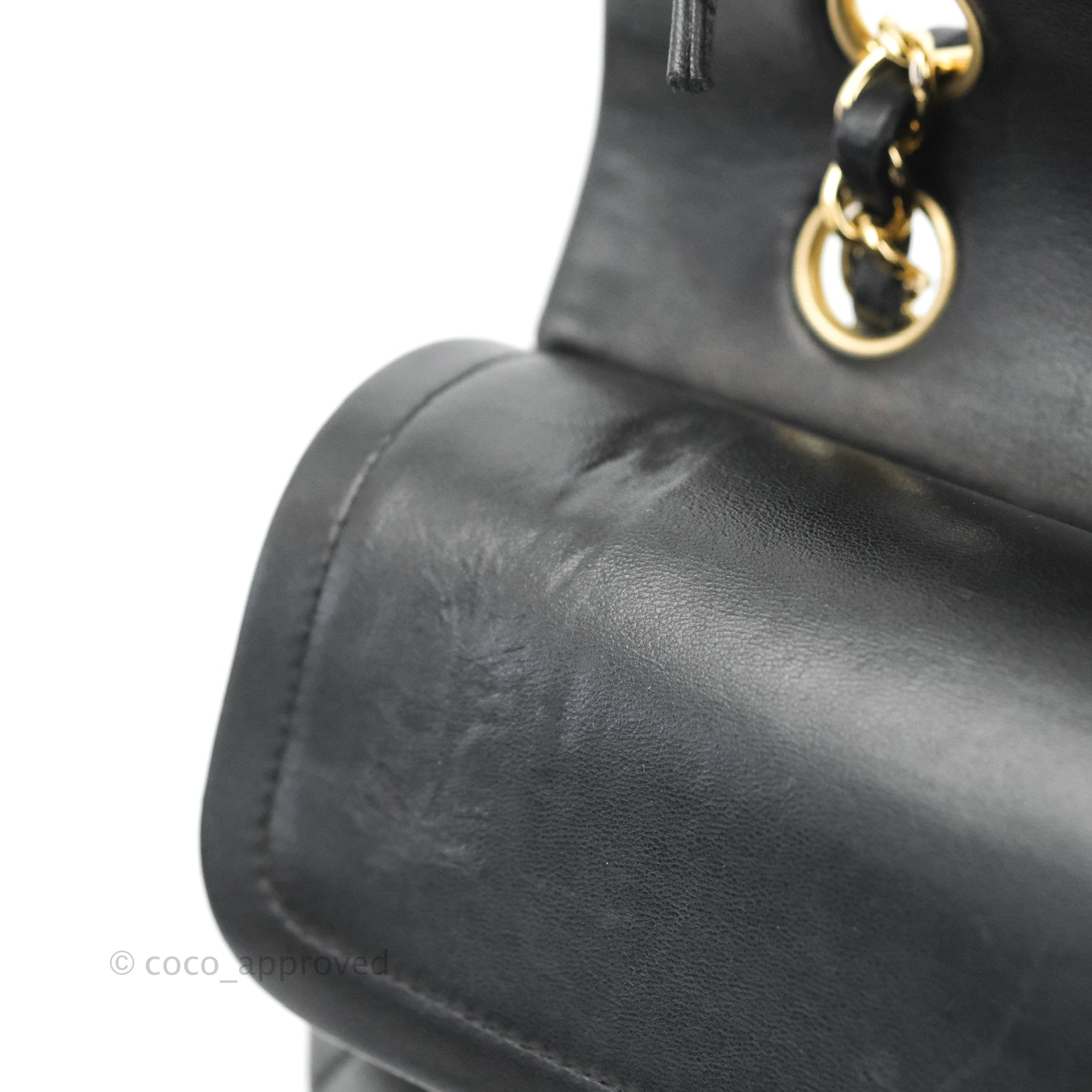 Chanel Classic Medium Double Flap Bag Black Lambskin Leather with Gold Hardware - Luxury Designer Handbag for Women, Perfect for Evening Events & Special Occasions
