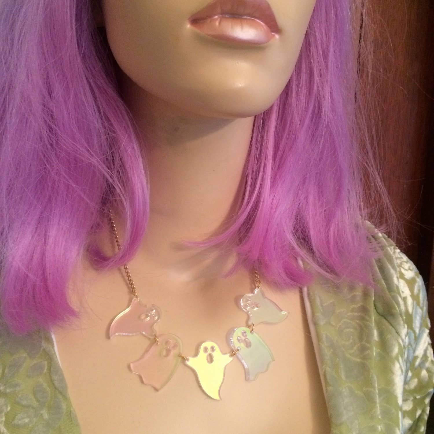 5 Ghostly Friends Necklace - Halloween Jewelry for Women, Cute Ghost Pendant Necklace, Spooky Gift for Best Friends - Perfect for Halloween Parties & Costume Accessories