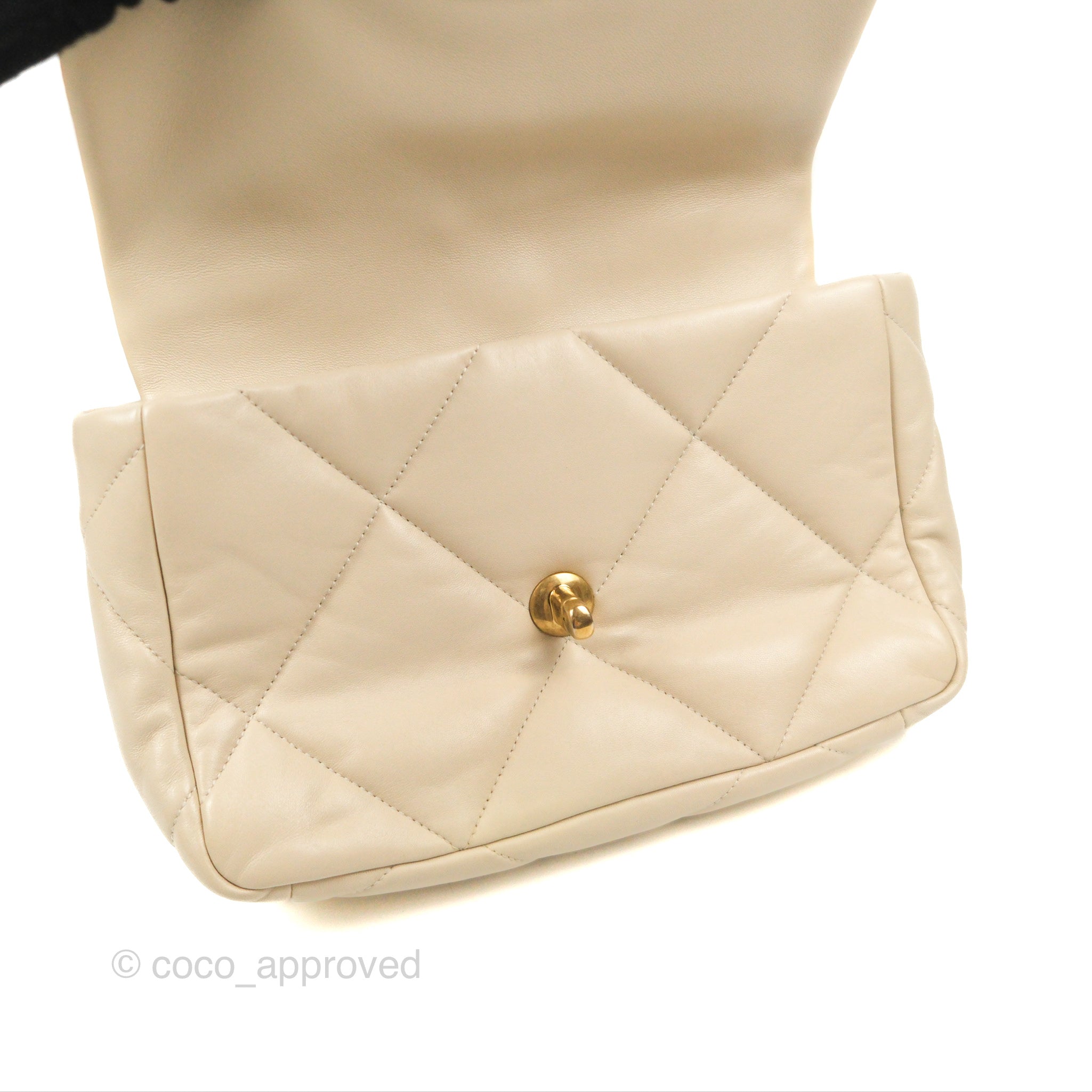 Chanel 19 Small Handbag in Ivory Beige with Mixed Hardware - Luxury Crossbody Bag for Women, Perfect for Everyday Use & Special Occasions