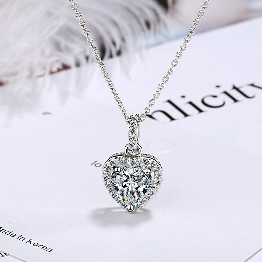 Sterling Silver Zircon Heart Pendant Necklace for Women - Elegant Cubic Zirconia Heart Charm Jewelry Gift for Valentine's Day, Anniversary & Special Occasions