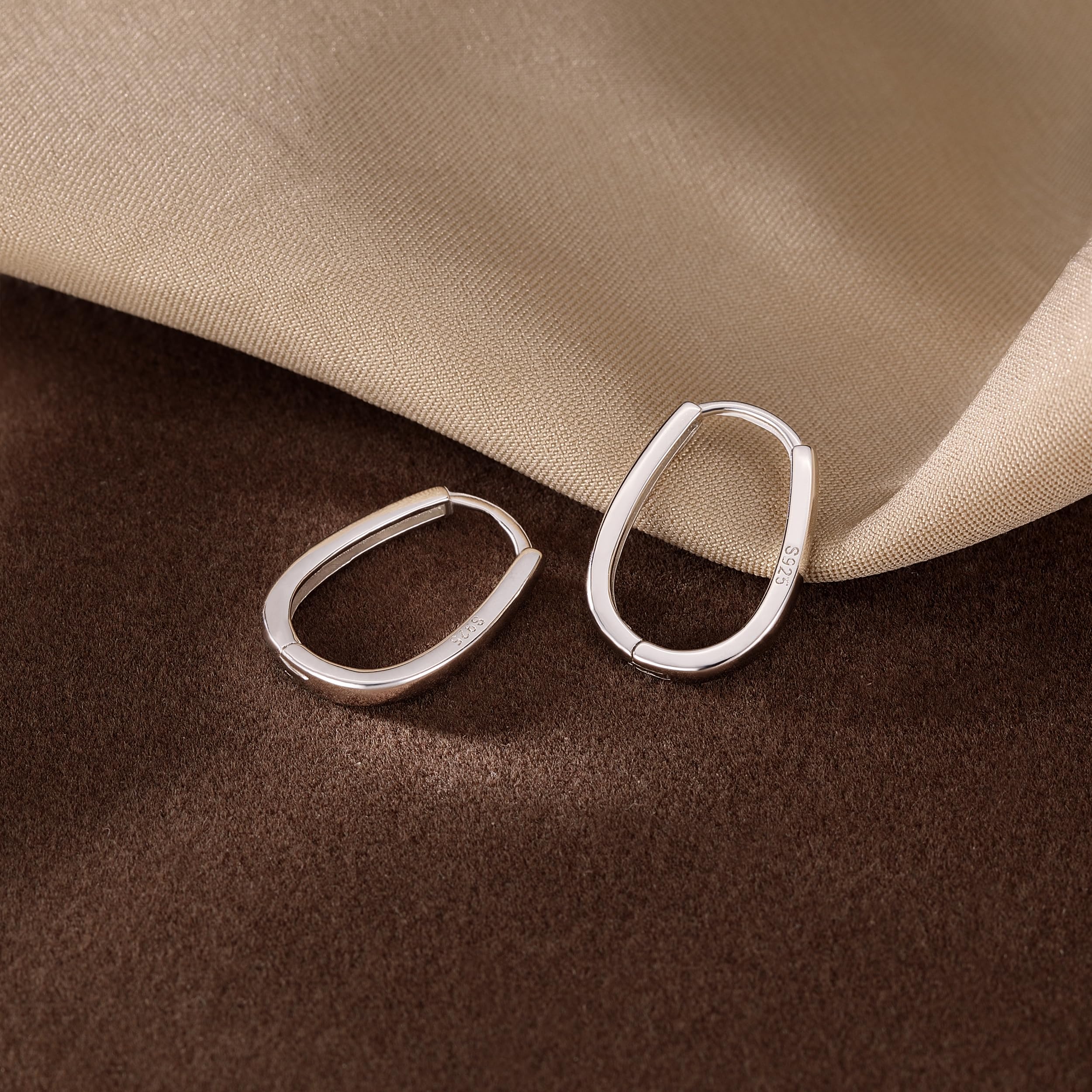 Reffeer 925 Sterling Silver Oval Hoop Earrings for Women & Teens - Dainty Teardrop Huggie Hoops, Minimalist Everyday Jewelry - Perfect for Work, Date Night & Gifts
