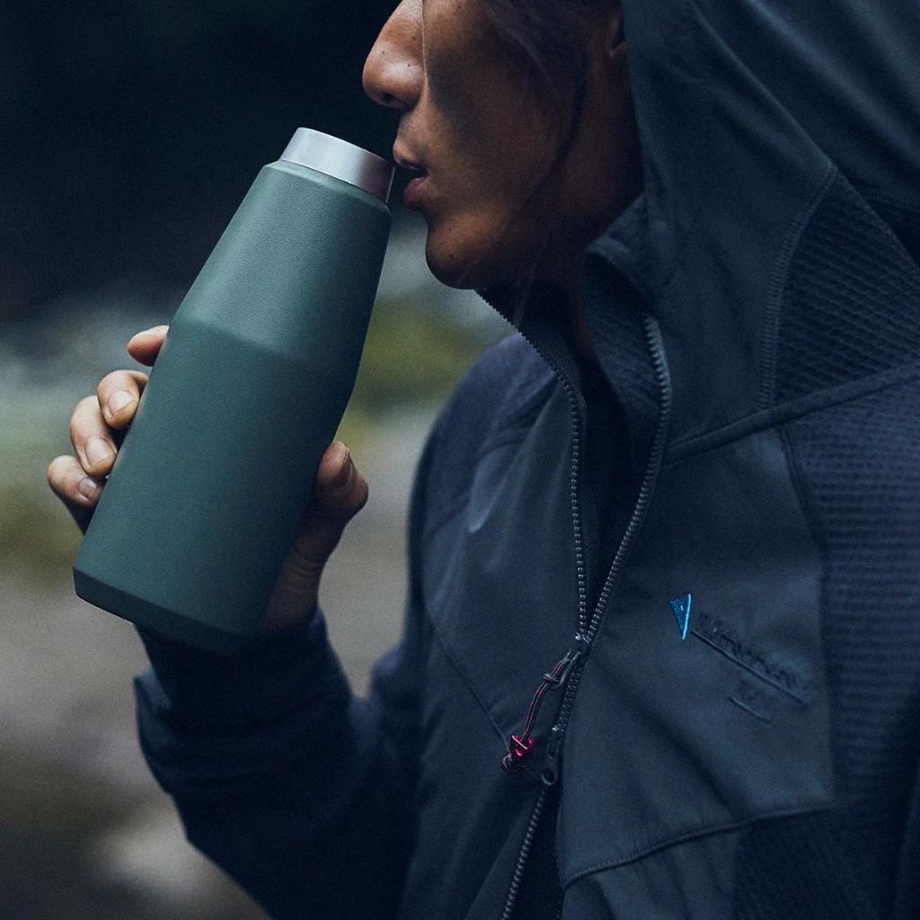 Kinto Trail Tumbler Water Bottle 1080ml / 38oz - Insulated Stainless Steel Travel Mug with Lid, Leakproof & BPA Free - Perfect for Hiking, Camping, Office & Daily Use - White