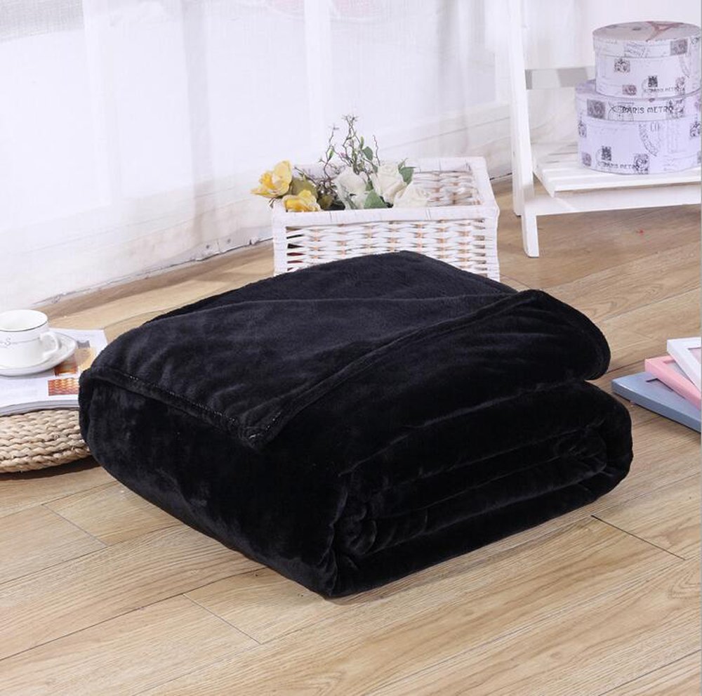 Premium Twin Size Fleece Blanket - Ultra Soft Flannel Plush Microfiber Bedding - Lightweight Warm Blanket for Single Bed, Sofa, Couch & Travel - Black - Perfect for Home, Office and Camping Use