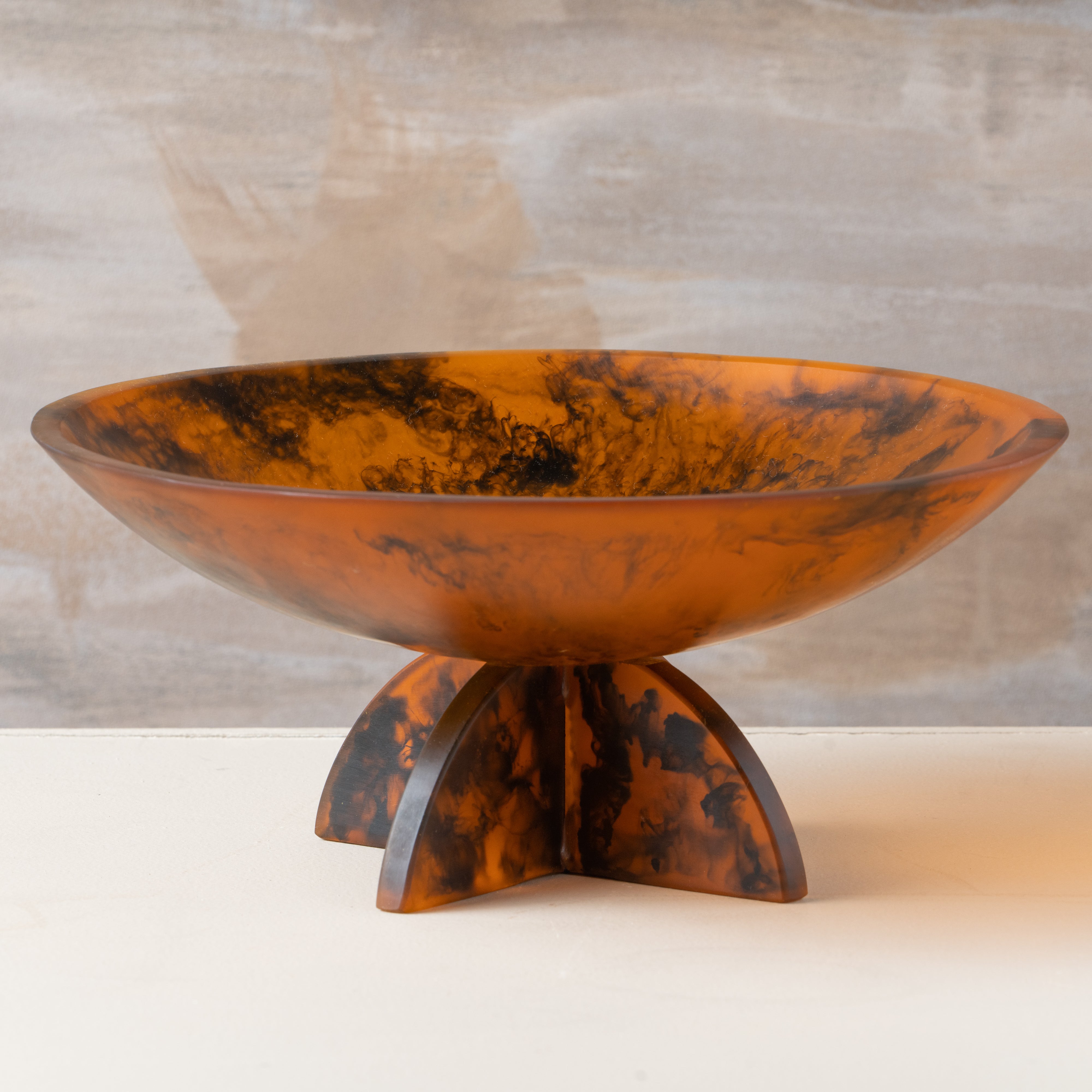 Flow Resin Fruit Bowl - Eco-Friendly Handmade Decorative Serving Bowl for Kitchen & Dining Room | Perfect for Displaying Fruits, Snacks, or Home Decor