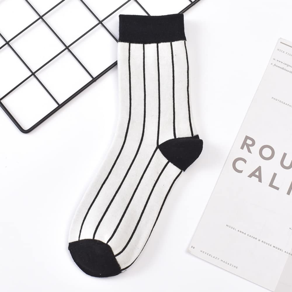 Black and White Cartoon Socks for Women - Japanese Kawaii Style Cotton Ankle Socks - Korean Fashion Breathable Socks - Cute Casual Wear for Daily Outfits, Anime Cosplay & Gift Giving