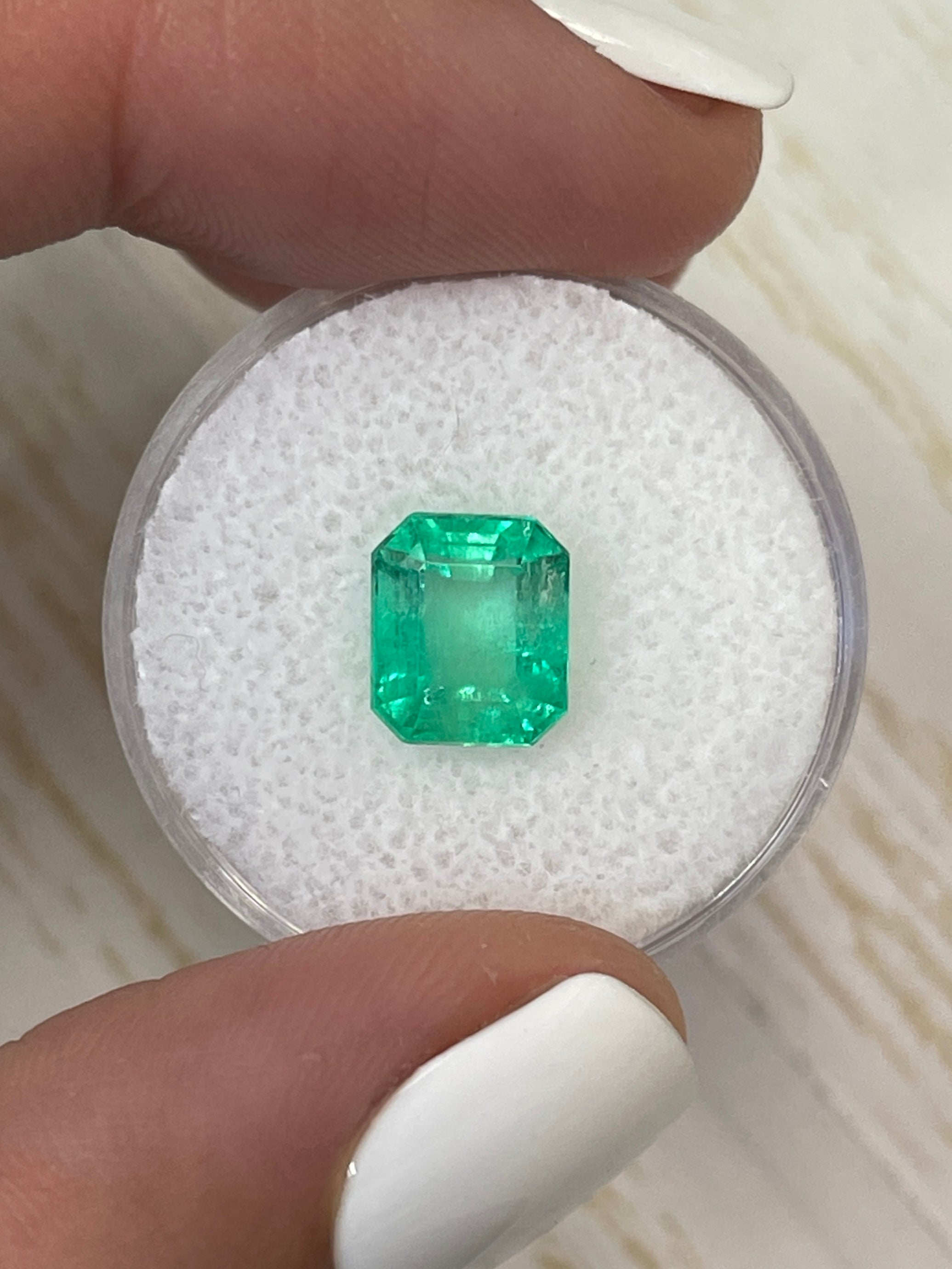 2.91 Carat Yellowish Green Natural Loose Colombian Emerald - Emerald Cut Gemstone for Jewelry Making, Engagement Rings & Luxury Gifts