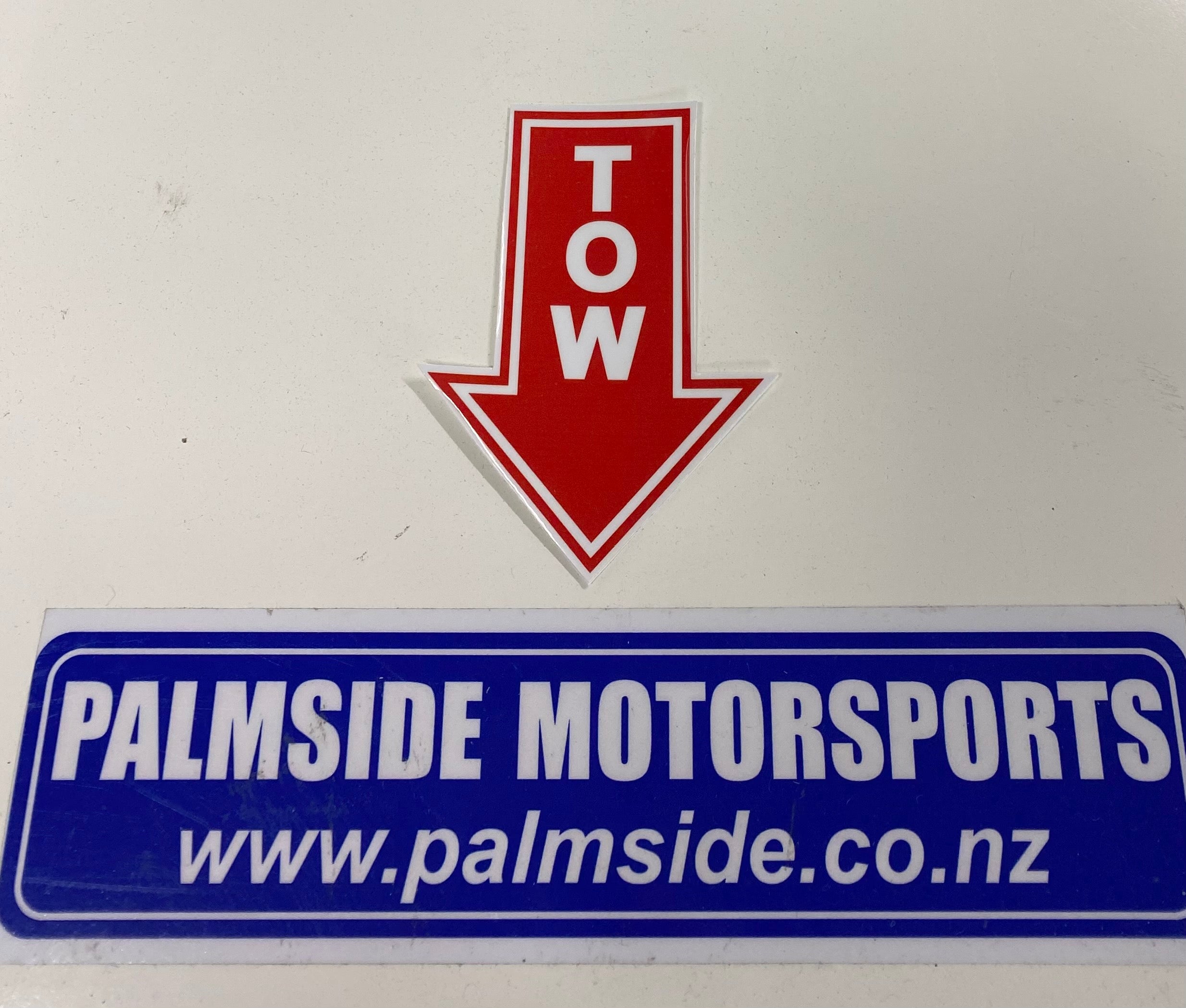Vertical Tow Sticker - High Visibility Reflective Decal for Trucks & Trailers - Perfect for Road Safety & Vehicle Identification