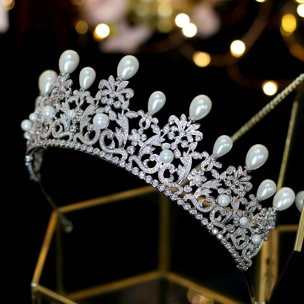 Elegant Pearl Bridal Crown Tiara with Zirconia - Wedding Hair Accessories for Bride, Bridesmaids & Flower Girls - Perfect for Weddings, Prom, Quinceañera & Special Occasions