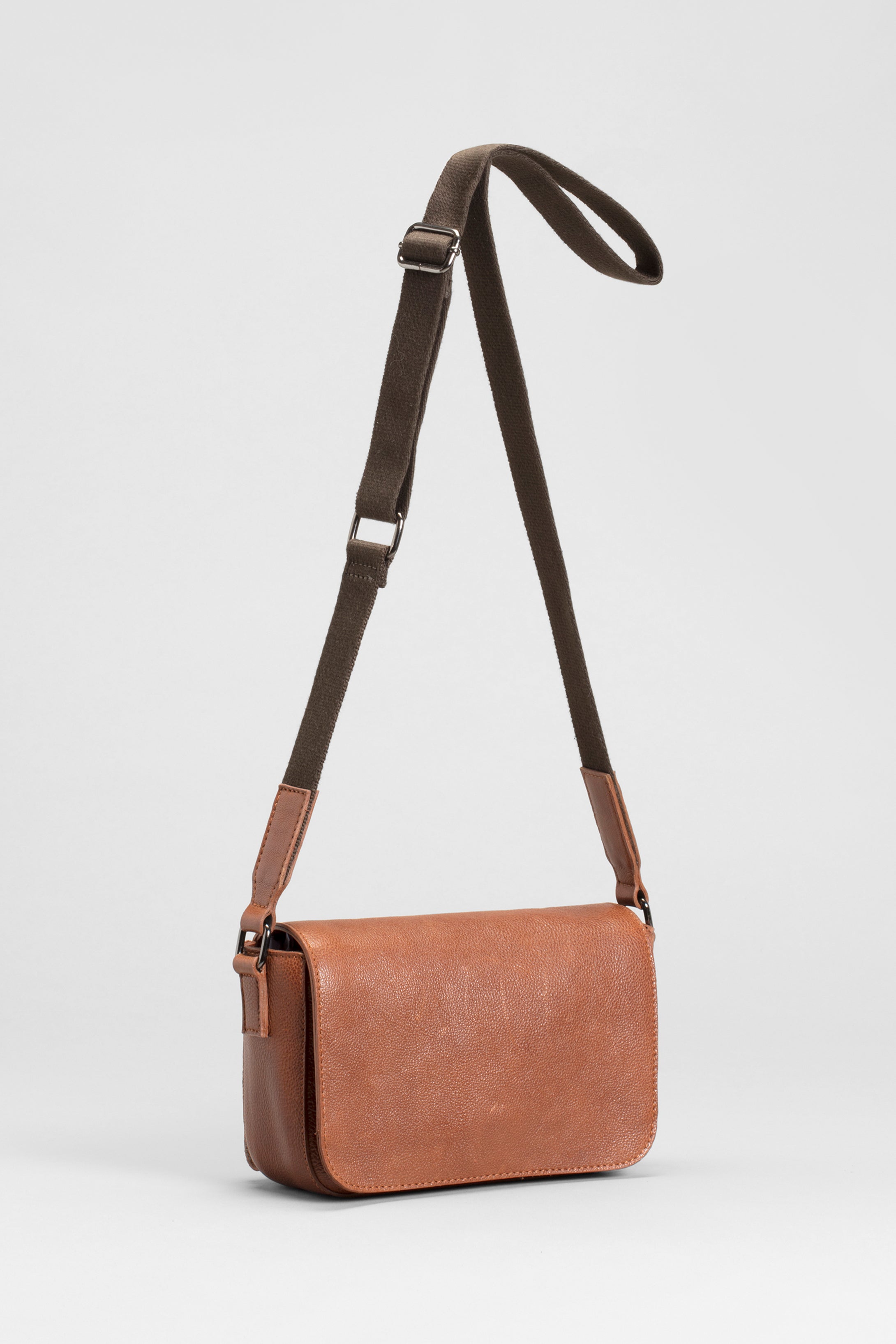 Kurer Bag - Stylish & Durable Crossbody Bag for Women & Men | Perfect for Travel, Work & Everyday Use
