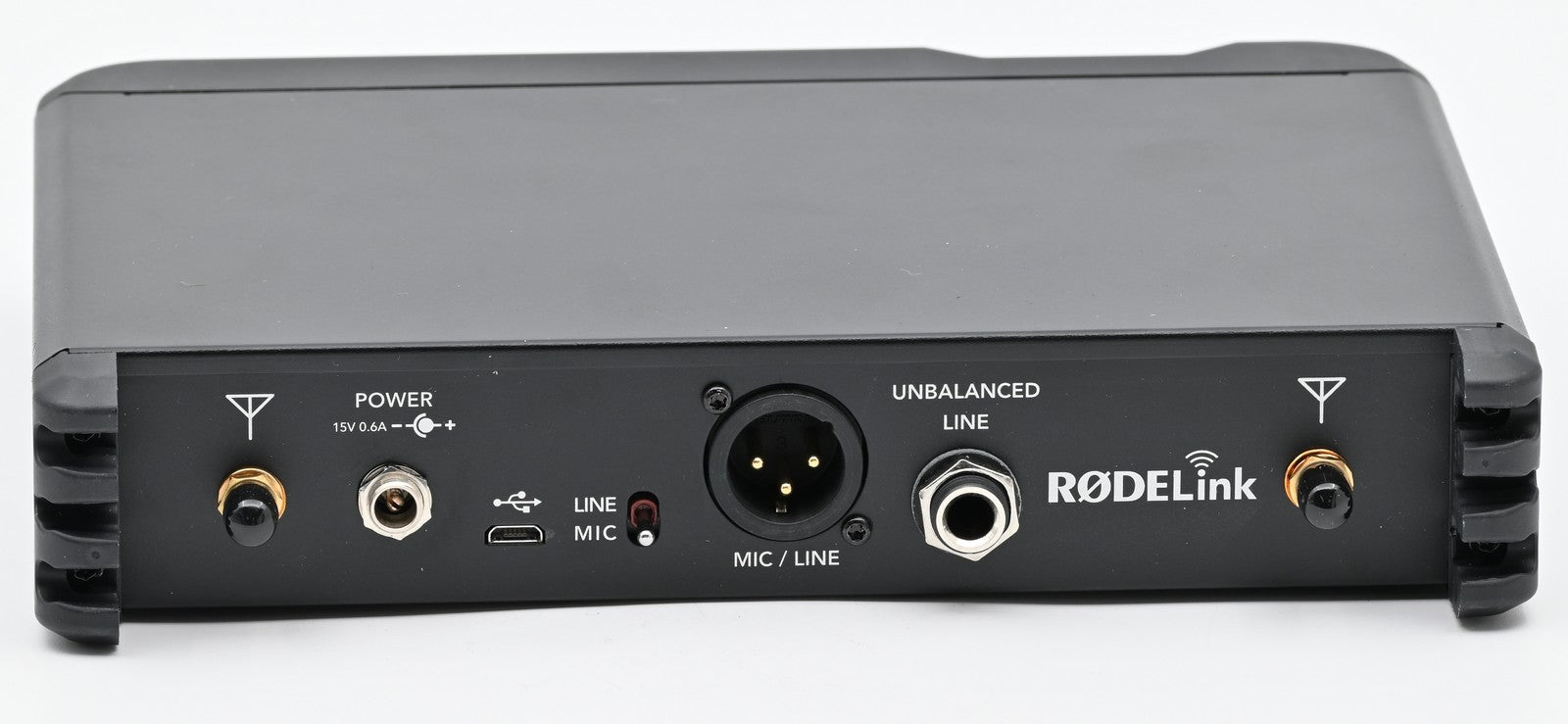 Rode RODELink Performer Kit - Digital Wireless Handheld Microphone System (Open Box Excellent Condition) - Perfect for Live Performances, Podcasting & Streaming