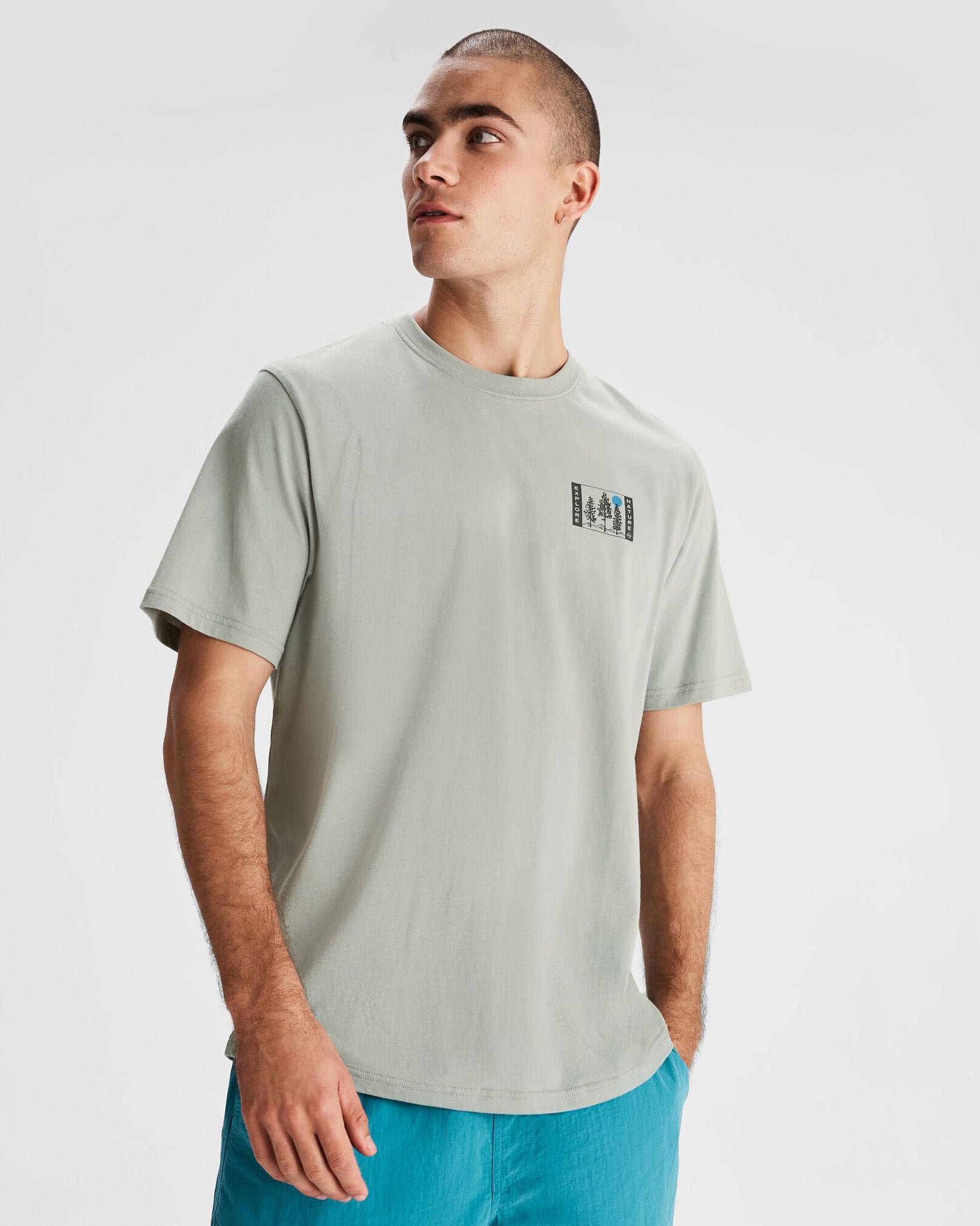 Men's Explore Nature Organic Cotton T-Shirt - Eco-Friendly Casual Tee for Outdoor Adventures & Hiking | Gum Tree Design