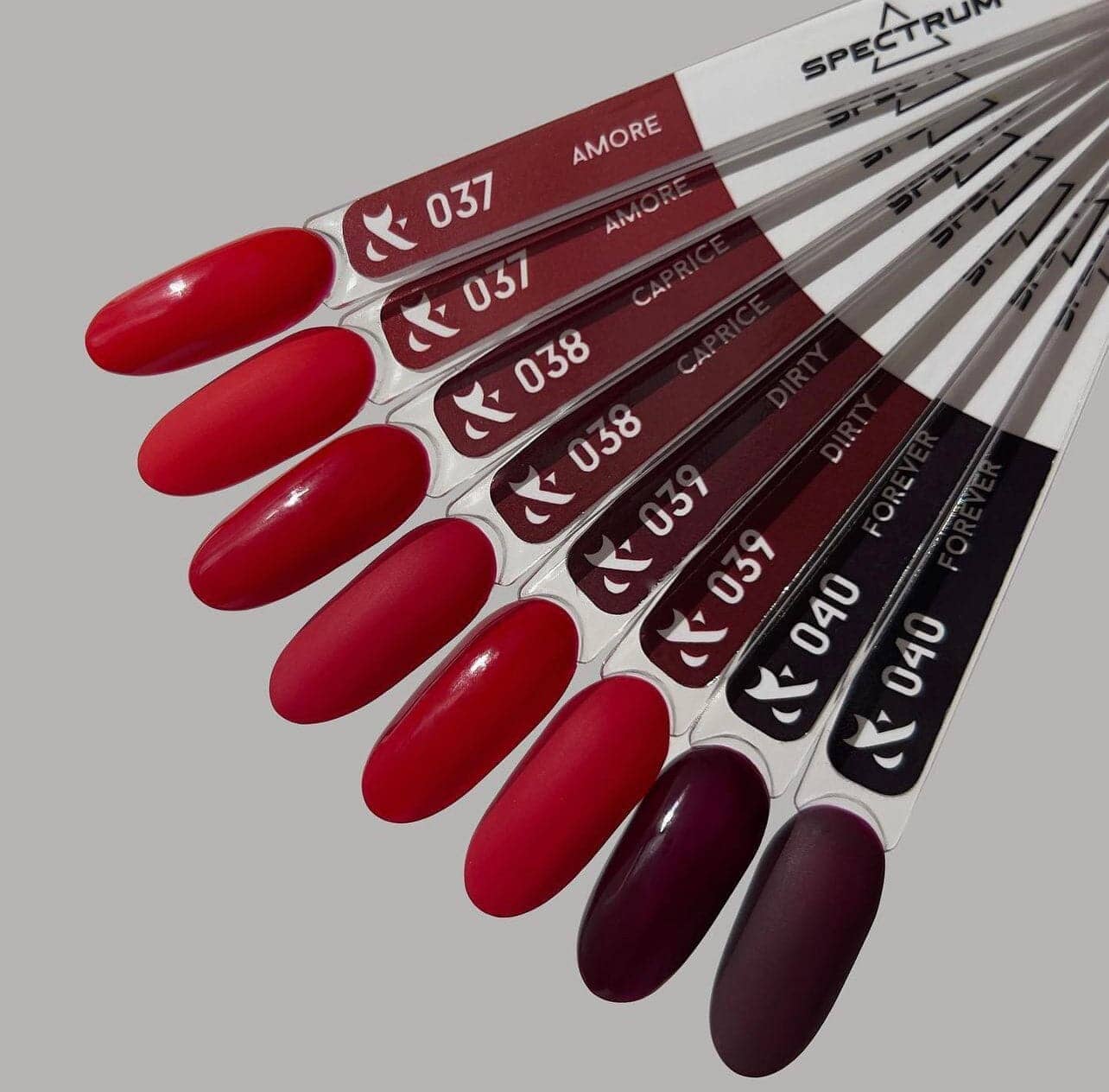 F.O.X Spectrum 039 Nail Polish - 14ml Bottle - Long Lasting Gel Polish for Professional & At-Home Manicures - Perfect for Nail Salons, DIY Nail Art & Special Occasions