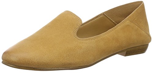 Brown Camel 12