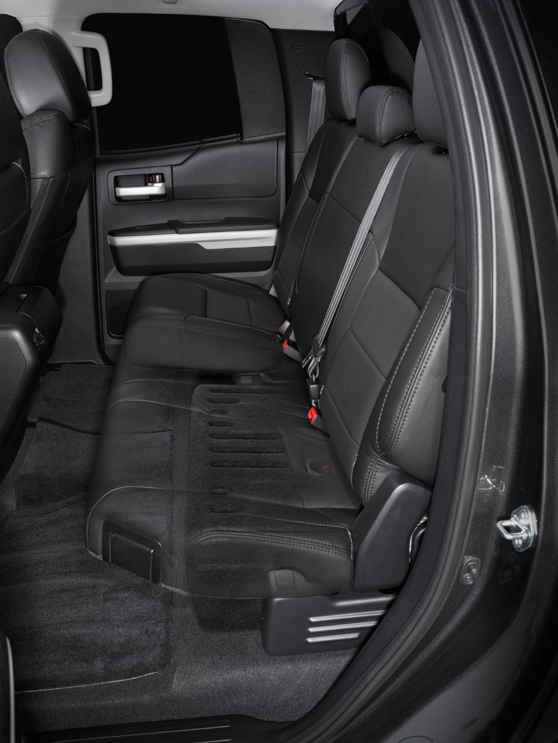 JL Audio SB-T TUNDB3/10TW3/BK Stealthbox Subwoofer for 2007+ Toyota Tundra Double Cab - Black or Red Rock Interior - 10TW3 400W - Perfect for Car Audio Upgrades & Enhanced Bass Performance