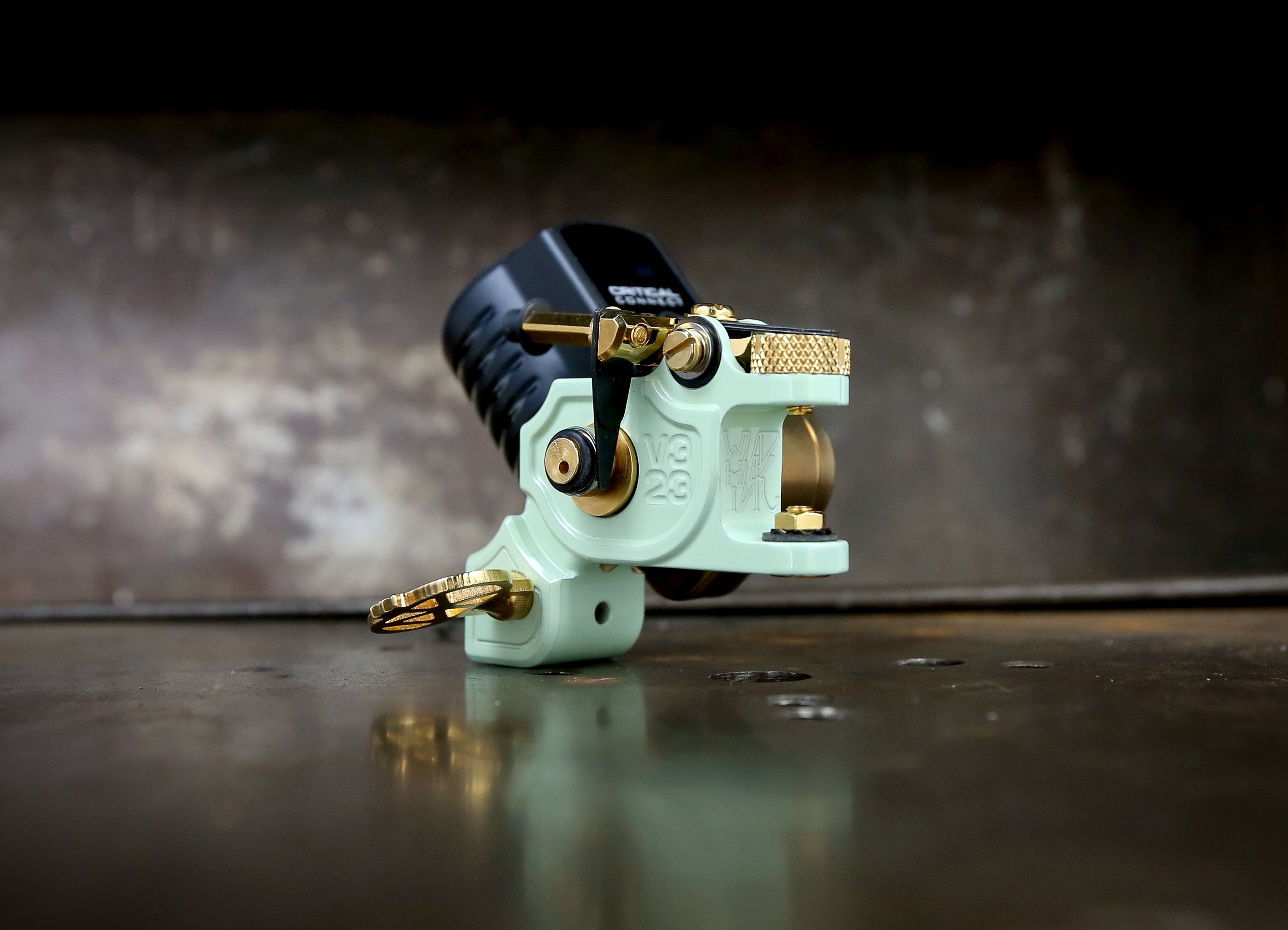 Dan Kubin V3/23 Sidewinder Seafoam x Gold RCA Cable - High-Quality Audio Cable for Turntables & Hi-Fi Systems - Perfect for Home DJ Setup & Vinyl Record Players