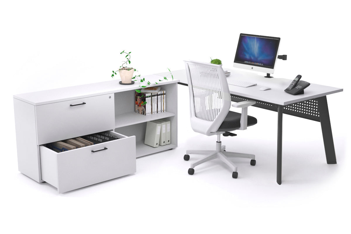 Switch Executive Setting With Uniform Spine Black Frame [1600L x 800W with Cable Scallop] - Premium Office Desk for Modern Workspaces