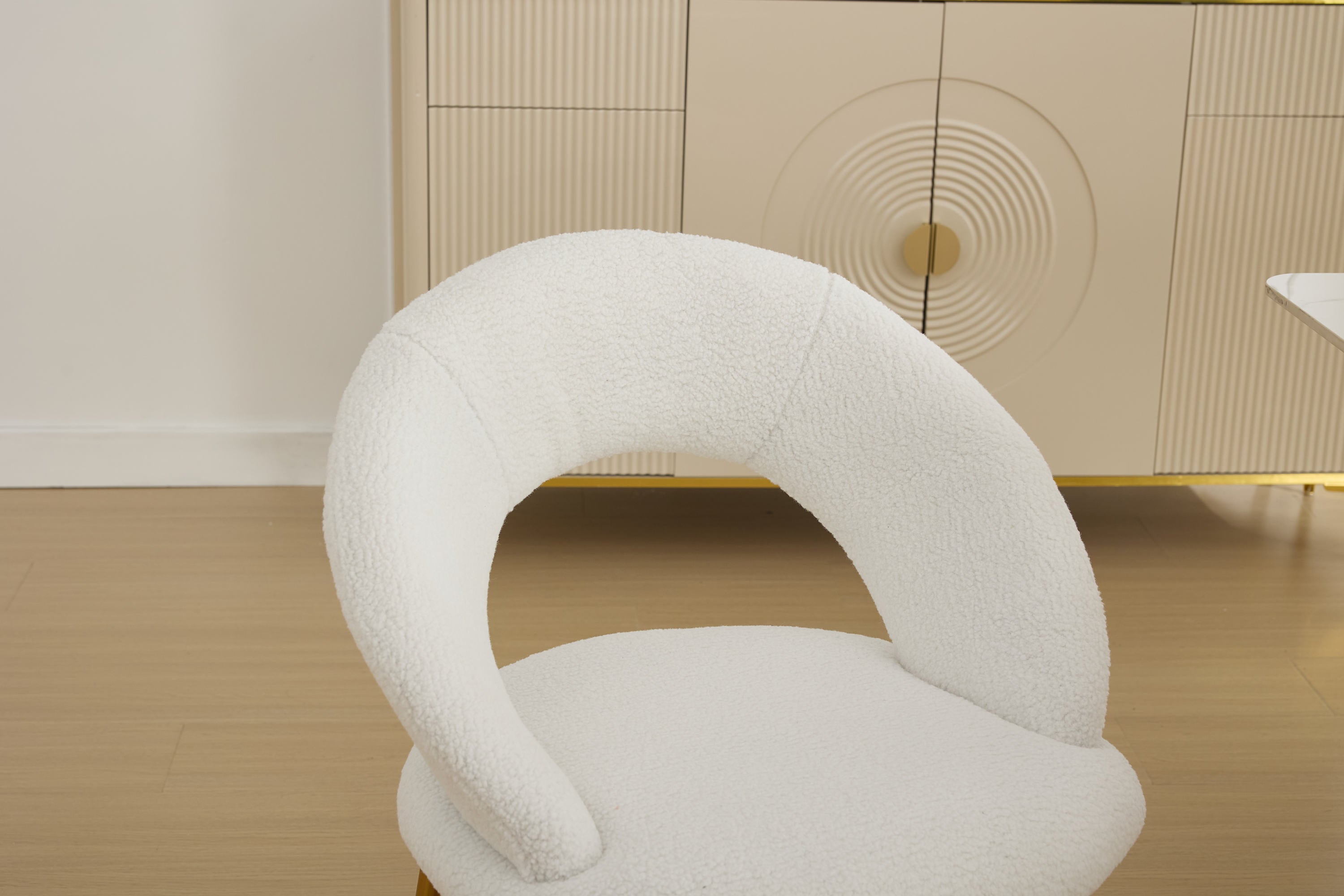 061 Set of 1 White Teddy Fabric Dining Chairs with Curved Backrest and Golden Metal Legs - Elegant Kitchen & Dining Room Seating for Home, Restaurant, or Cafe Use