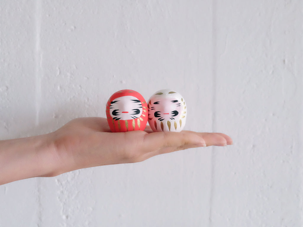 Daimonya Daruma Mini Doll - Japanese Lucky Charm for Good Fortune & Success | Perfect for Home Decor, Office Desk, and Gift Giving