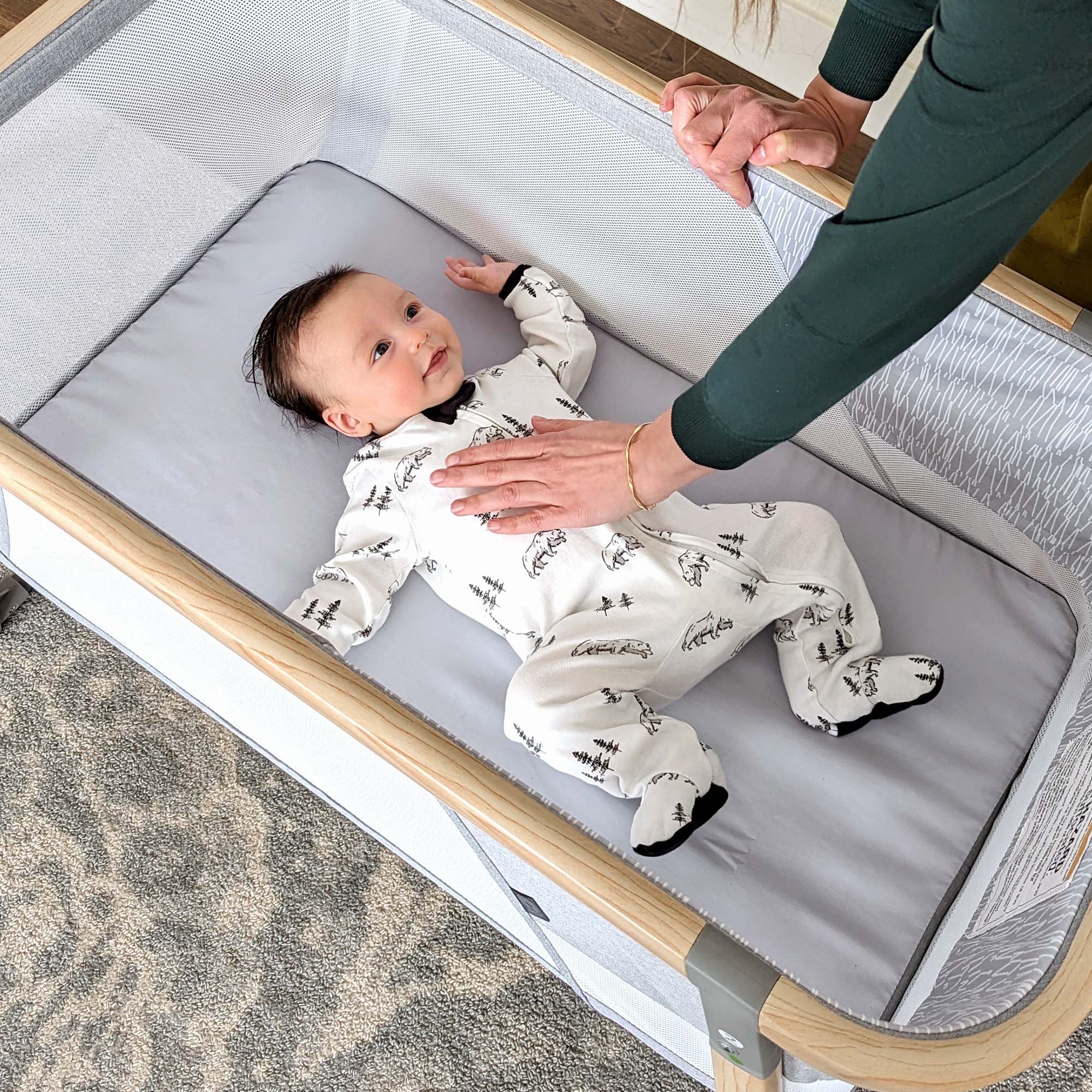 Boppy Newborn Baby Bassinet - Portable & Adjustable Infant Sleeper for Safe & Comfortable Sleep - Perfect for Nursery, Bedroom & Travel Use