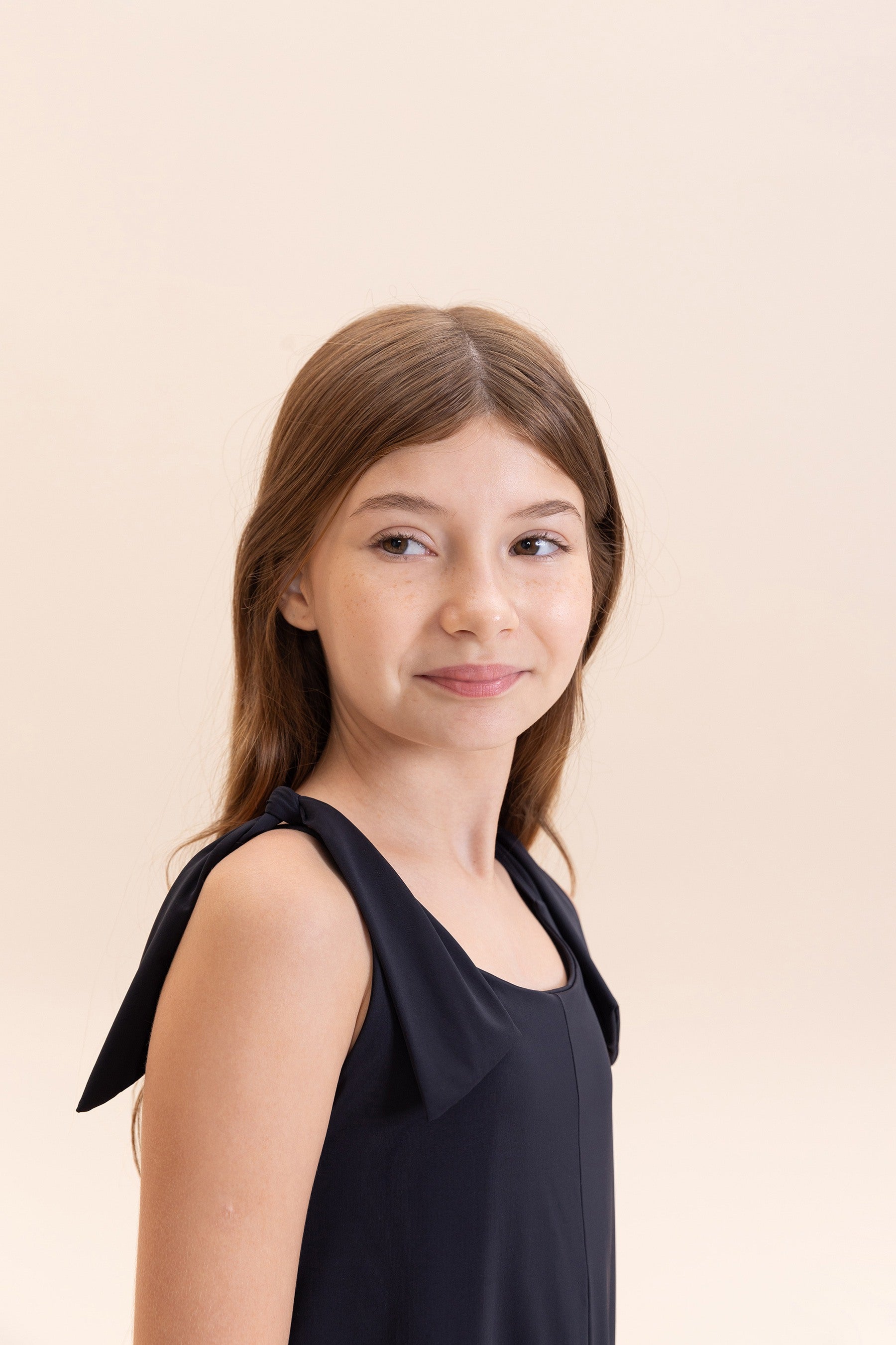 Kids' Short Jumpsuit with Wide Legs - Comfortable Playwear for Outdoor Activities & Summer Adventures