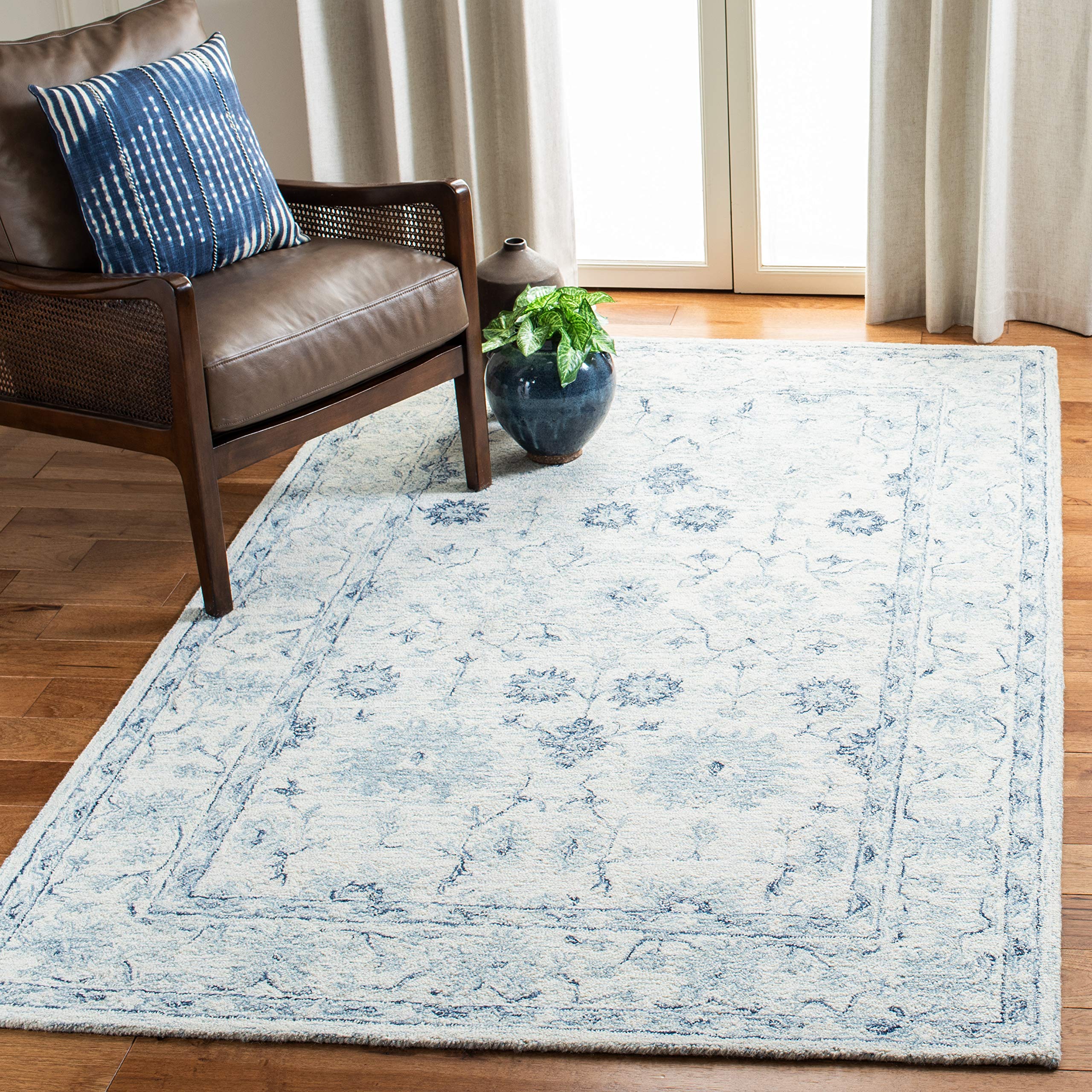 SAFAVIEH Micro-Loop Collection 5' x 8' Blue/Ivory MLP276M Handmade Wool Area Rug with Country Floral Design - Perfect for Living Room, Bedroom & Home Decor