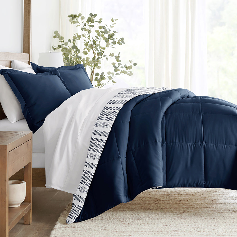 Soft & Cozy Patterned Down Alternative Comforter Set - All-Season Bedding with Pillow Shams - Perfect for Guest Rooms, Dorms & Cozy Bedroom Decor