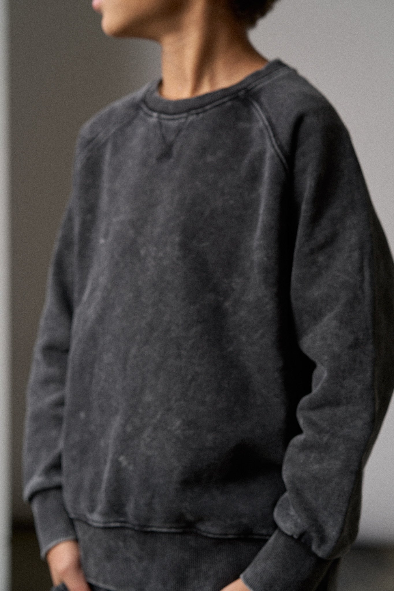 Acid Wash Black Crewneck Sweatshirt for Men & Women | Vintage Distressed Cotton Pullover | Casual Streetwear & Loungewear