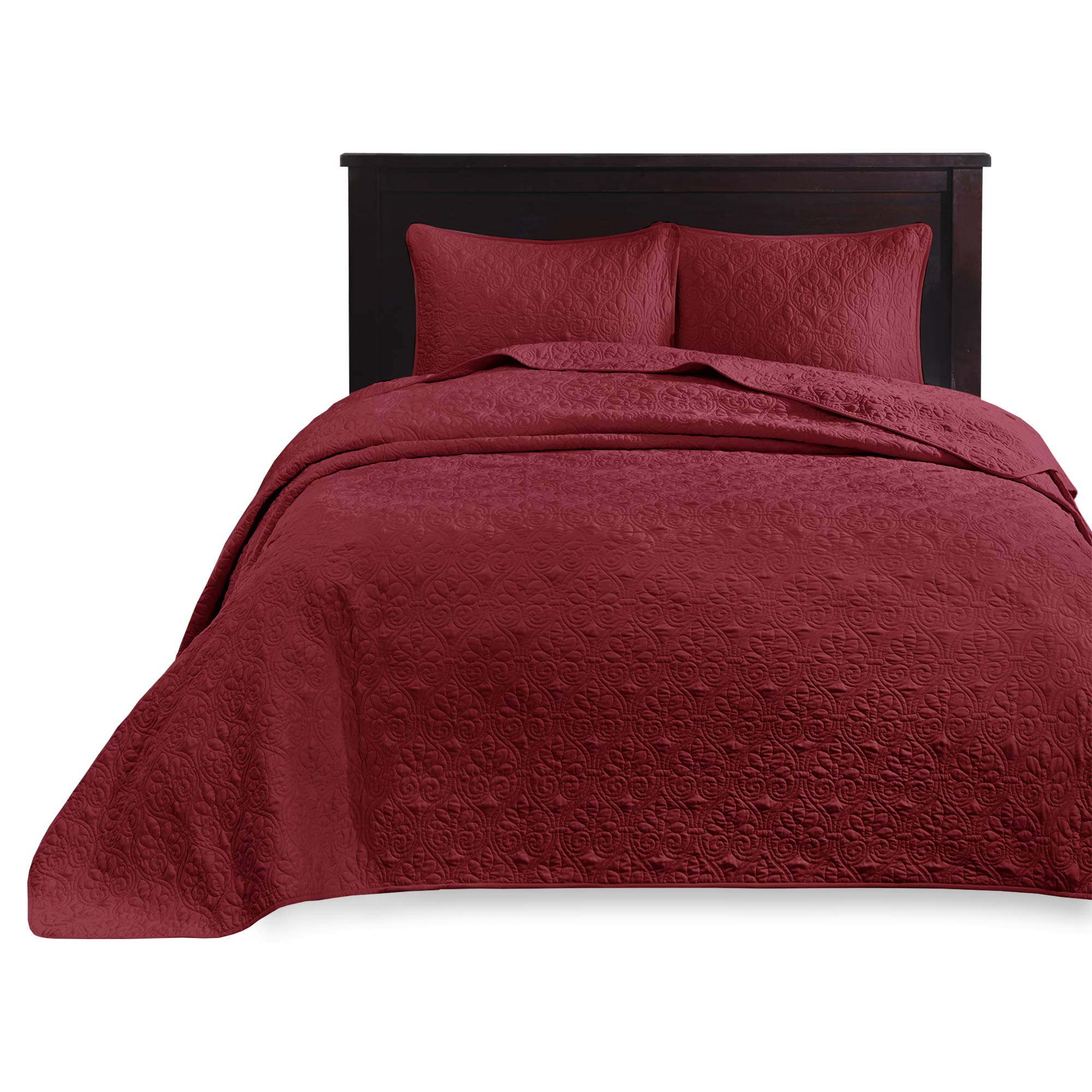 Madison Park Quebec King Size Quilt Set - Red Damask Pattern, 3-Piece Ultra Soft Microfiber Bedding with Quilted Coverlet | Luxury Bedroom Decor for Master Suite or Guest Room
