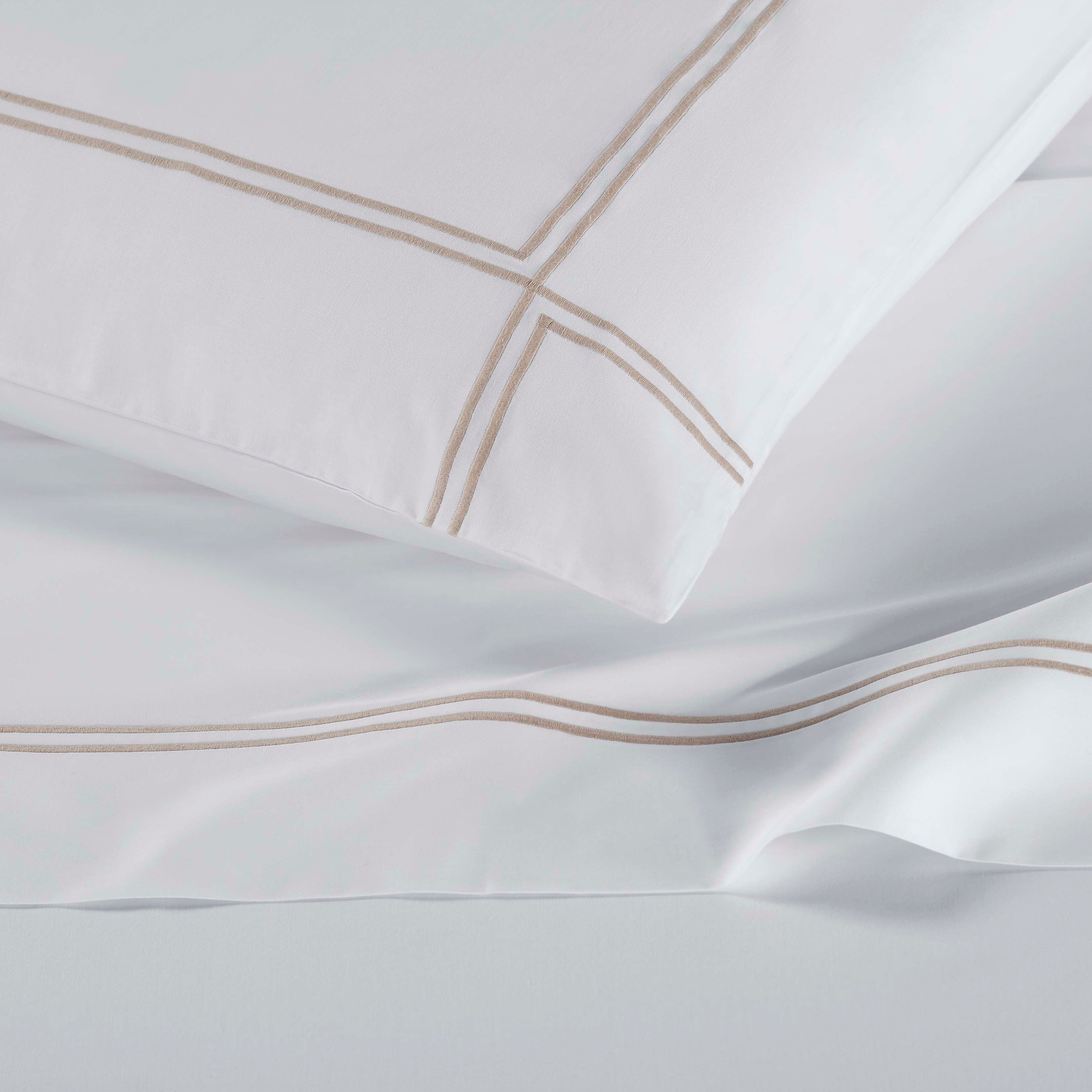 Spring Blooms Cotton 2-Line Embroidered Deep Pocket Bed Sheet Set - Queen Size 4-Piece Set with Pillowcases - Soft Breathable Bedding for Comfortable Sleep & Home Decor