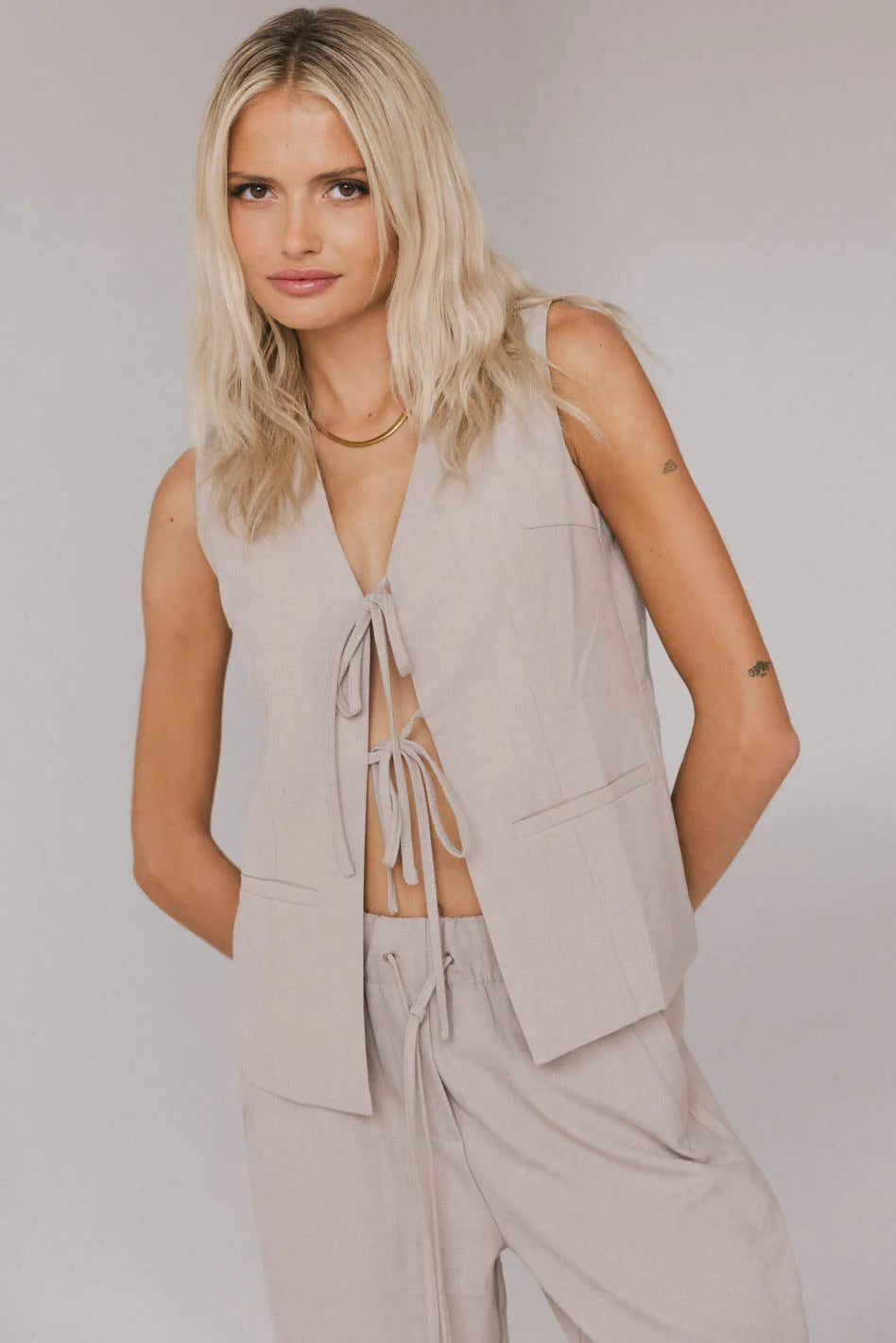 Taupe