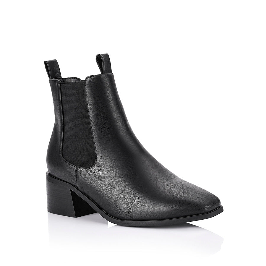 Nas II Chelsea Ankle Boots for Women - Stylish Black Leather Boots | Comfortable & Fashionable | Perfect for Office, Casual Outings & Fall/Winter Seasons