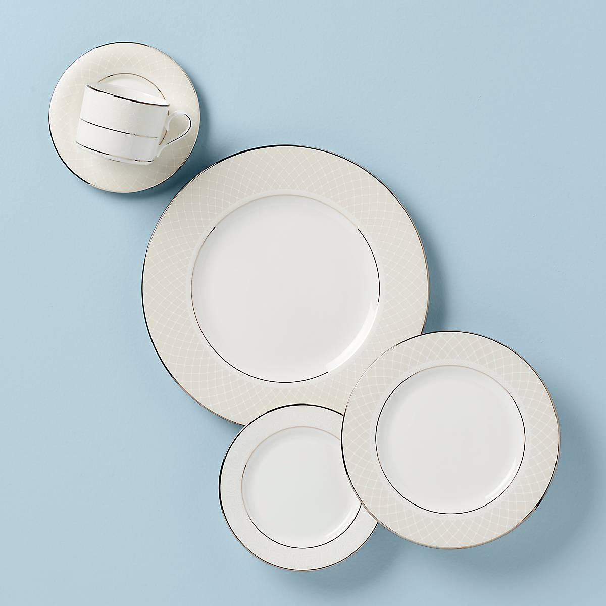 Elegant Venetian Lace 5-Piece Place Setting Set - Premium Tableware for Formal Dining, Wedding, and Special Occasions