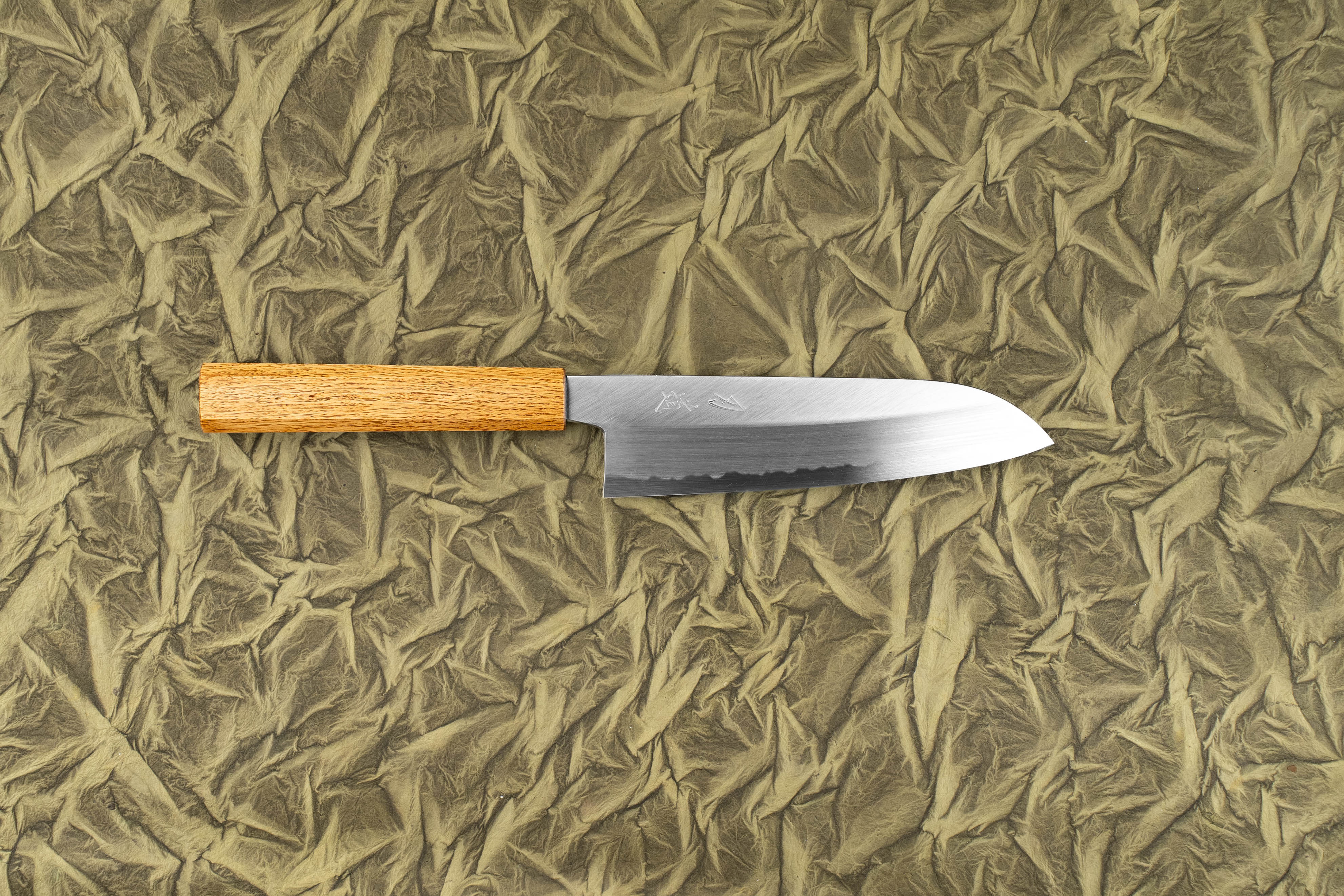 Premium Oul Old Stock Shironiko Santoku Knife 180mm - Japanese High Carbon Steel Kitchen Knife for Slicing, Dicing & Chopping Vegetables, Meat & Fish