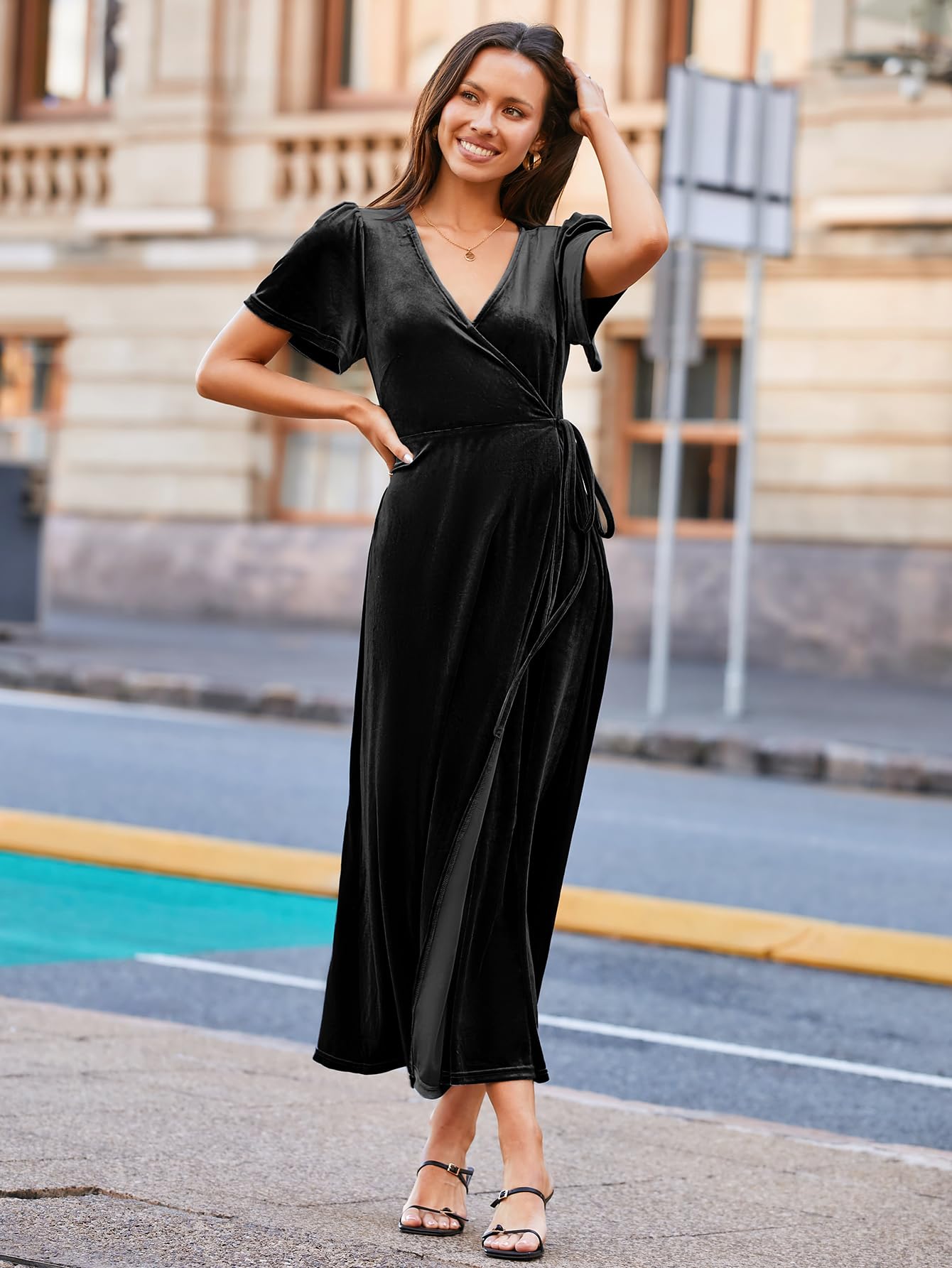 BerryGo Women's Velvet V-Neck Wrap Maxi Dress with Bell Sleeves - Elegant Formal Gown for Fall Weddings, Bridesmaid Dresses, Cocktail Parties & Special Occasions