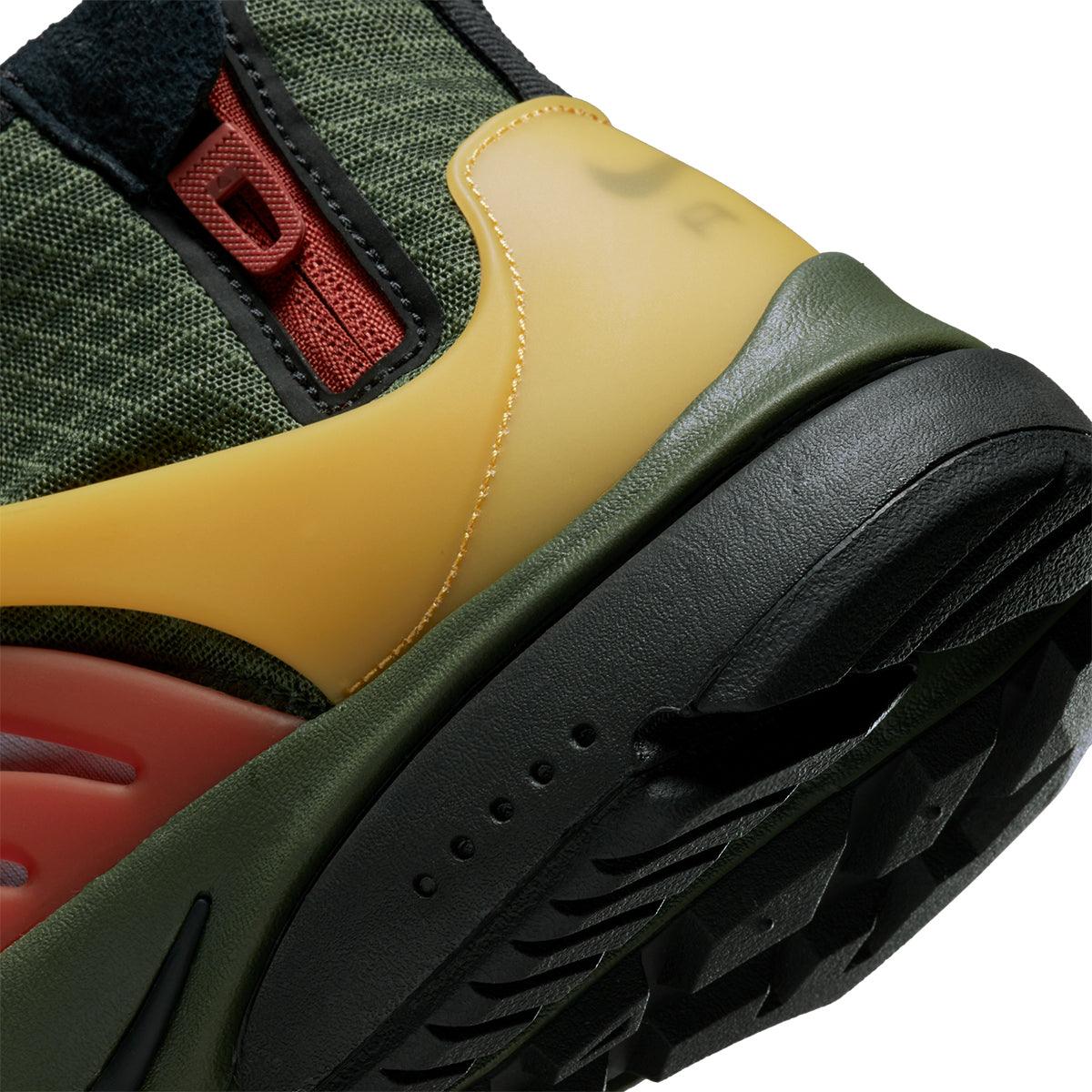 Nike Air Presto Mid Utility 'Boba Fett' Men's Sneakers - Star Wars Inspired Basketball Shoes for Streetwear & Casual Outfits