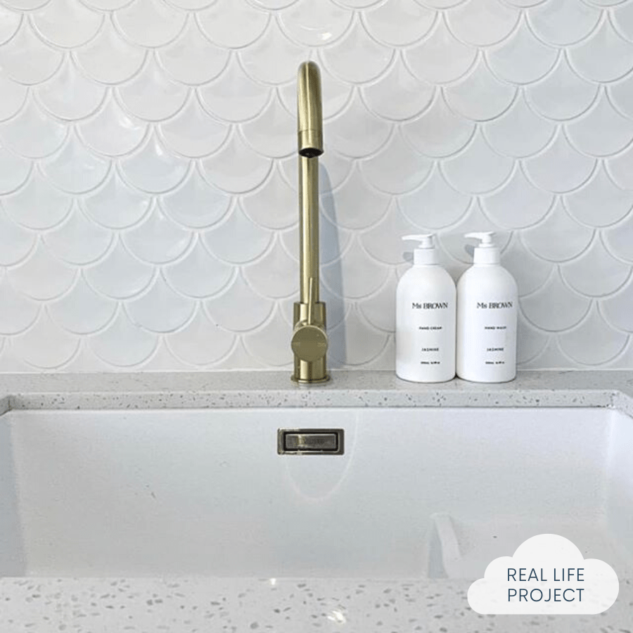 Premium Coral Bay Gloss White Fish Scale Tile - Waterproof Ceramic Wall & Floor Tile for Bathroom, Kitchen Backsplash, and Pool Designs