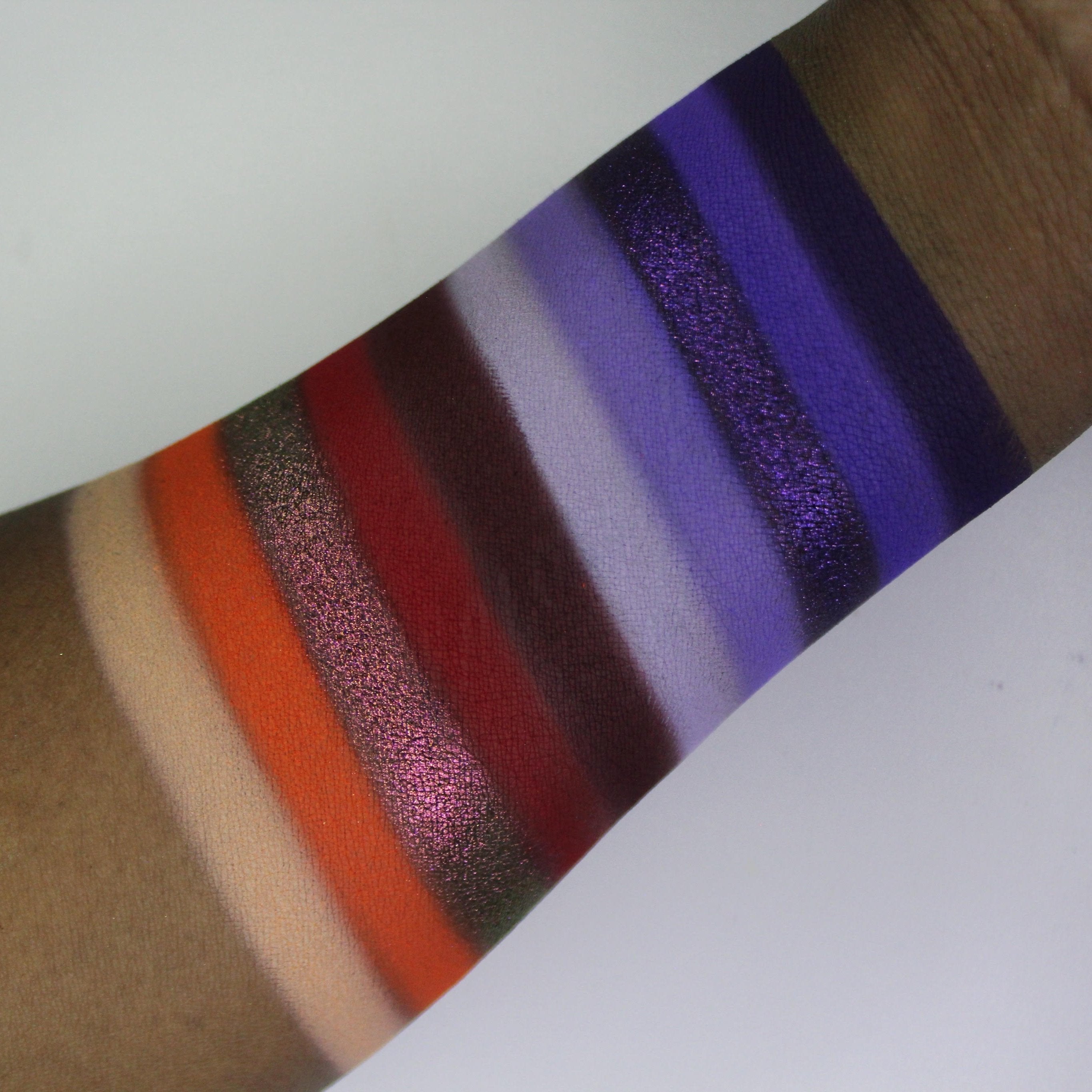 Little Miss She Never Misses Eyeshadow Palette - 18 Highly Pigmented Matte & Shimmer Shades | Vegan & Cruelty-Free Makeup Kit for Day & Night Looks | Perfect for Parties, Weddings & Everyday Glam