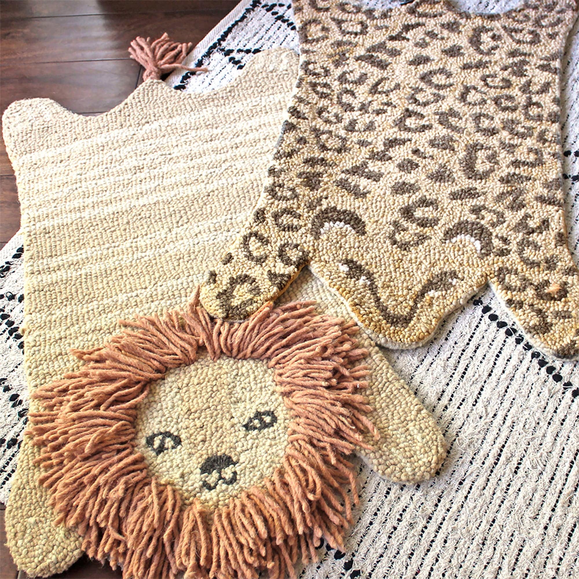 Soft and Plush Baby Lion Shape Rug - Non-Slip Nursery Floor Mat for Kids Room Decor, Playroom, and Toddler Safe Crawling Area